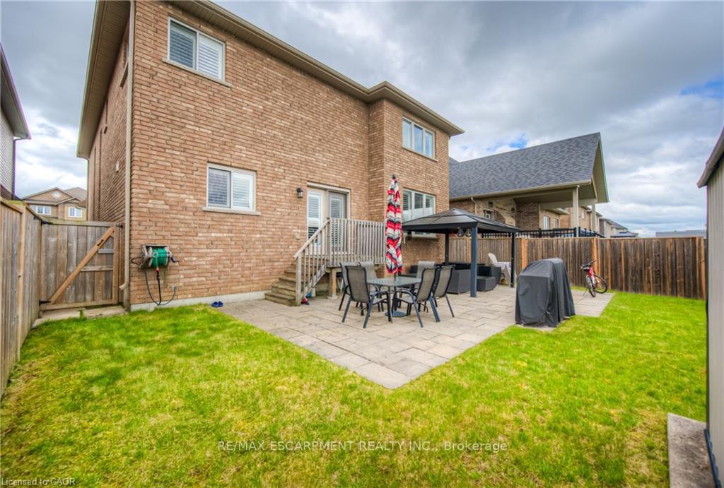 Photo 38 of 83 Boulder Crescent, Hamilton, Rural Glanbrook — HOMEH
