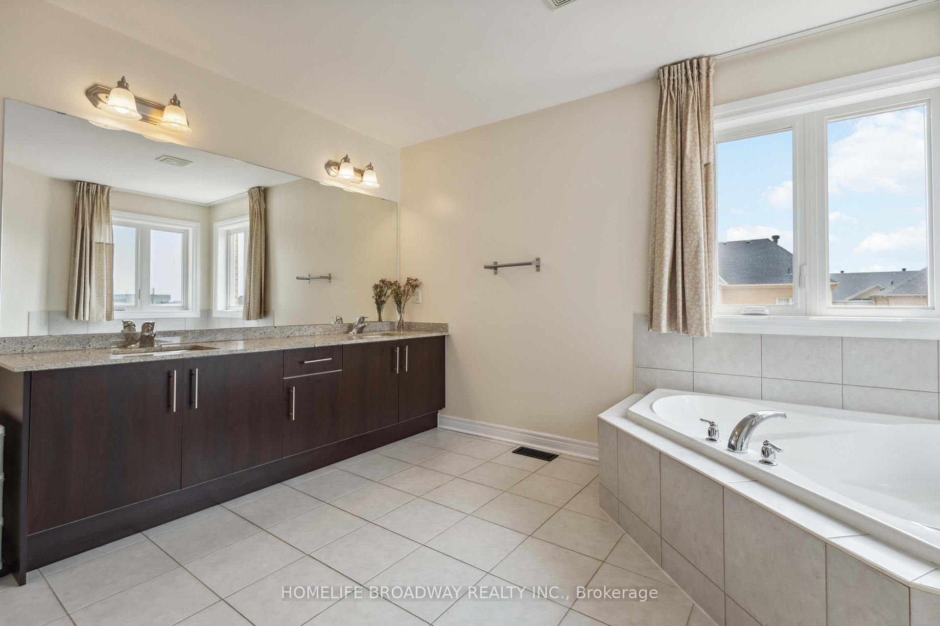 Photo 40 of 115 Russell Dawson Road, Markham, Cathedraltown — HOMEH