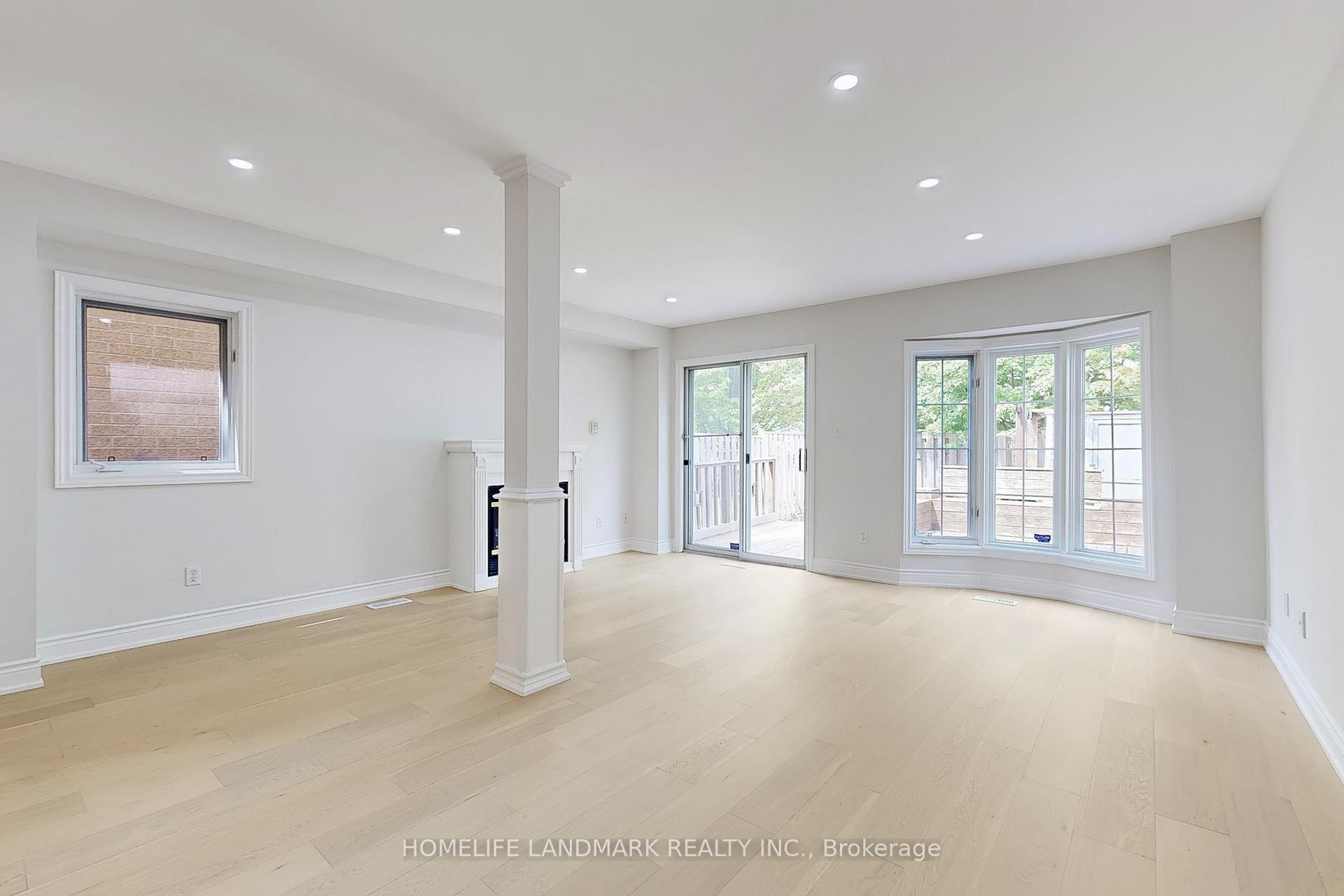 Photo 5 of 84 Amarillo Avenue, Markham, Milliken Mills West — HOMEH