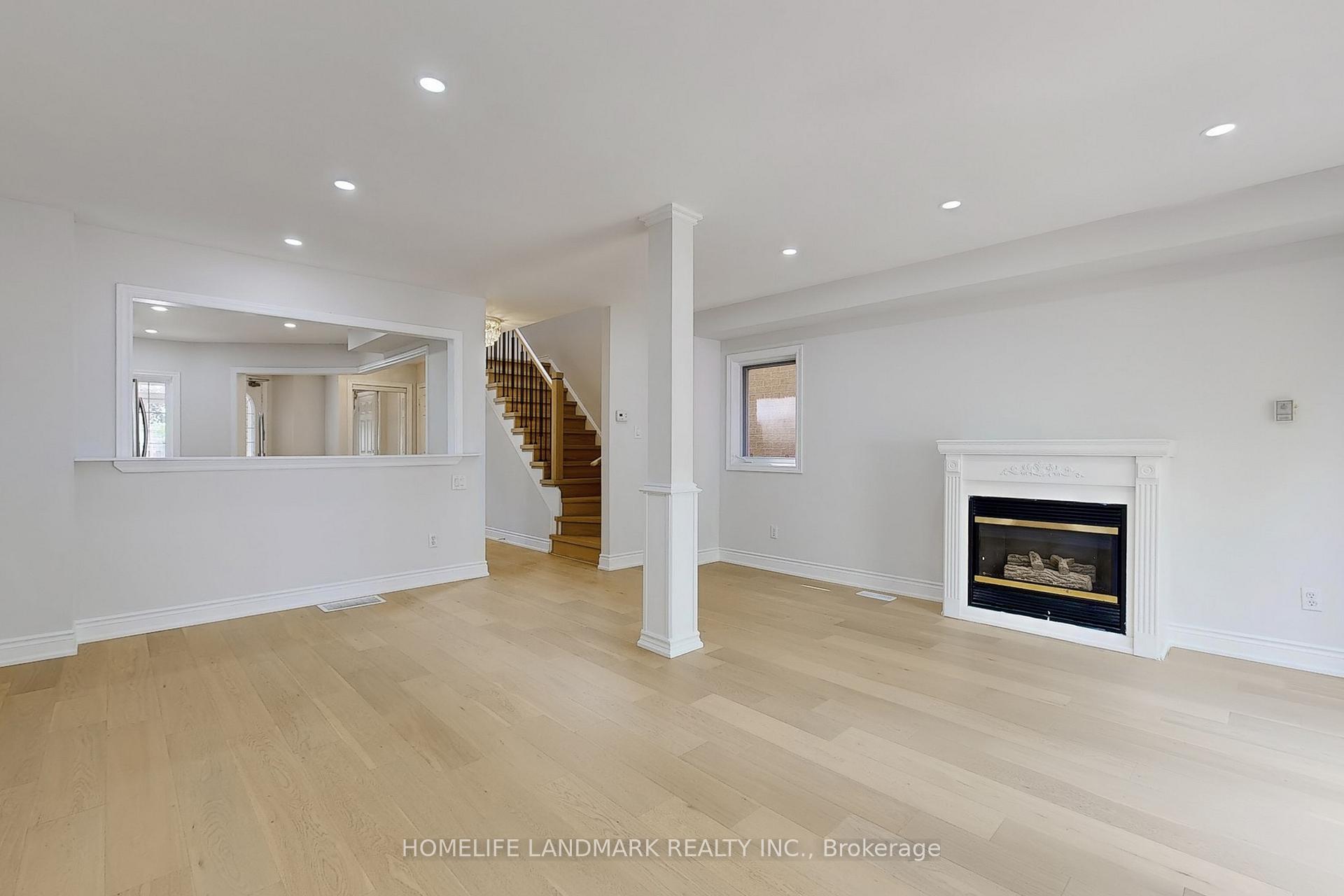 Photo 6 of 84 Amarillo Avenue, Markham, Milliken Mills West — HOMEH