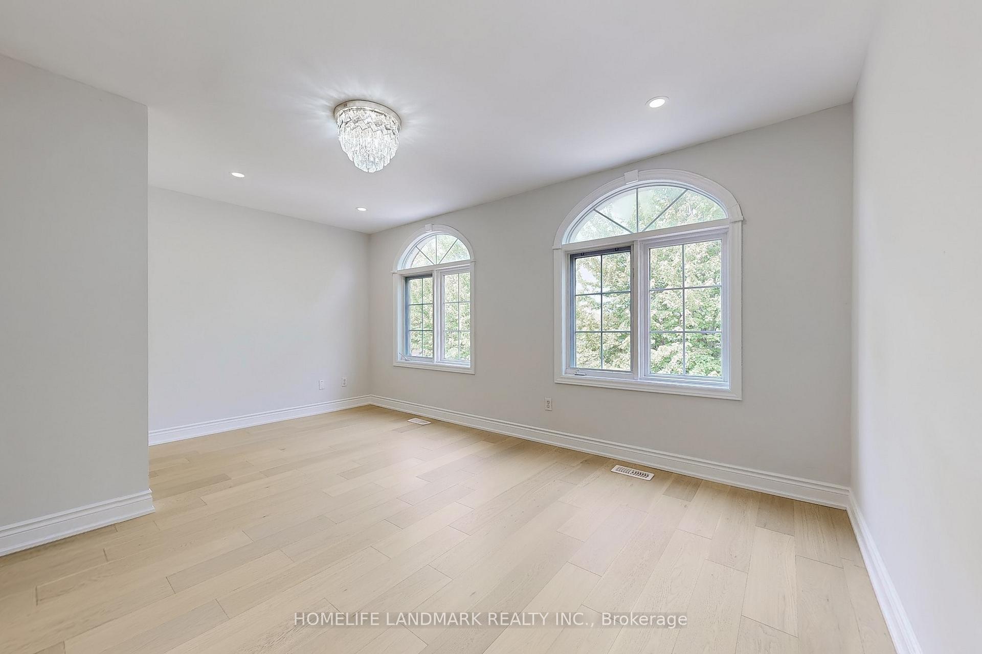 Photo 10 of 84 Amarillo Avenue, Markham, Milliken Mills West — HOMEH