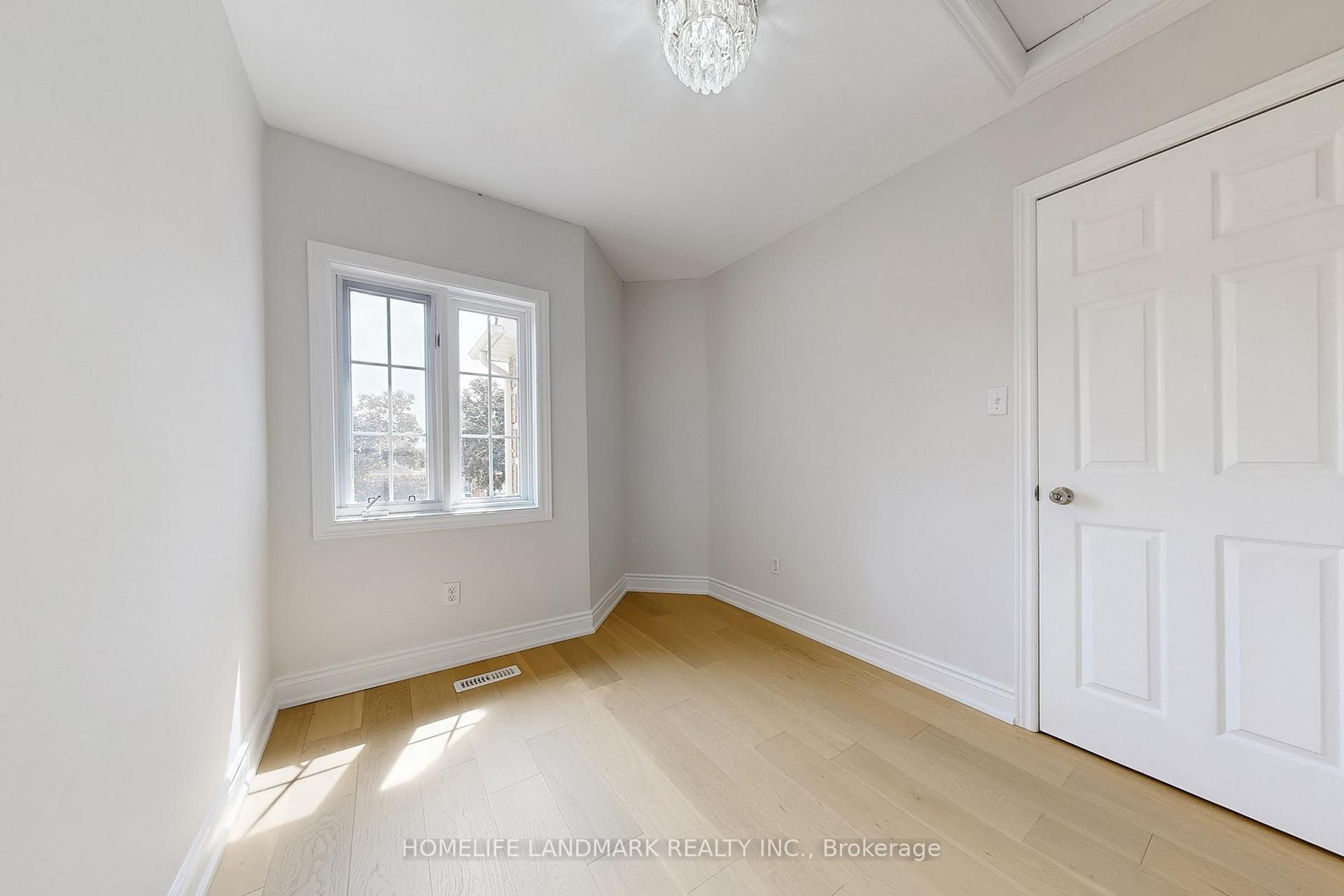 Photo 19 of 84 Amarillo Avenue, Markham, Milliken Mills West — HOMEH