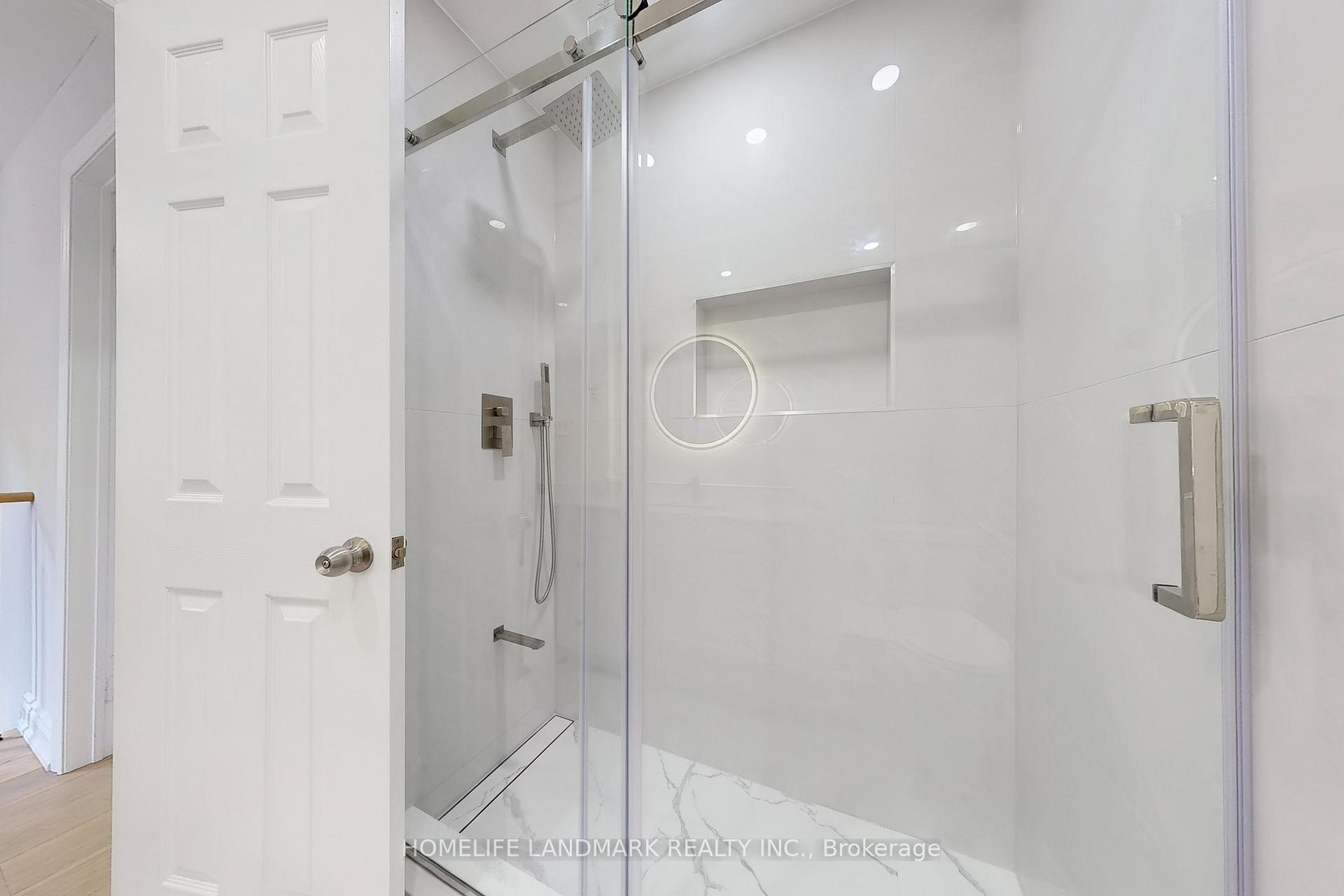 Photo 22 of 84 Amarillo Avenue, Markham, Milliken Mills West — HOMEH