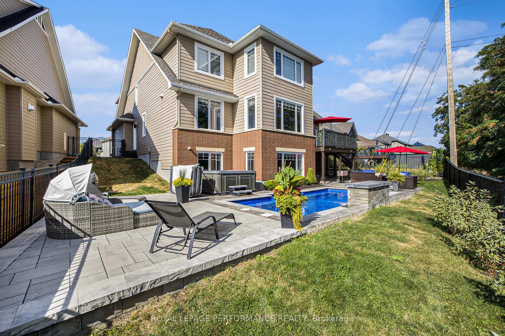 Photo 37 of 196 Grainstone Way, Ottawa, Kanata - Kanata Lakes/Heritage Hills — HOMEH