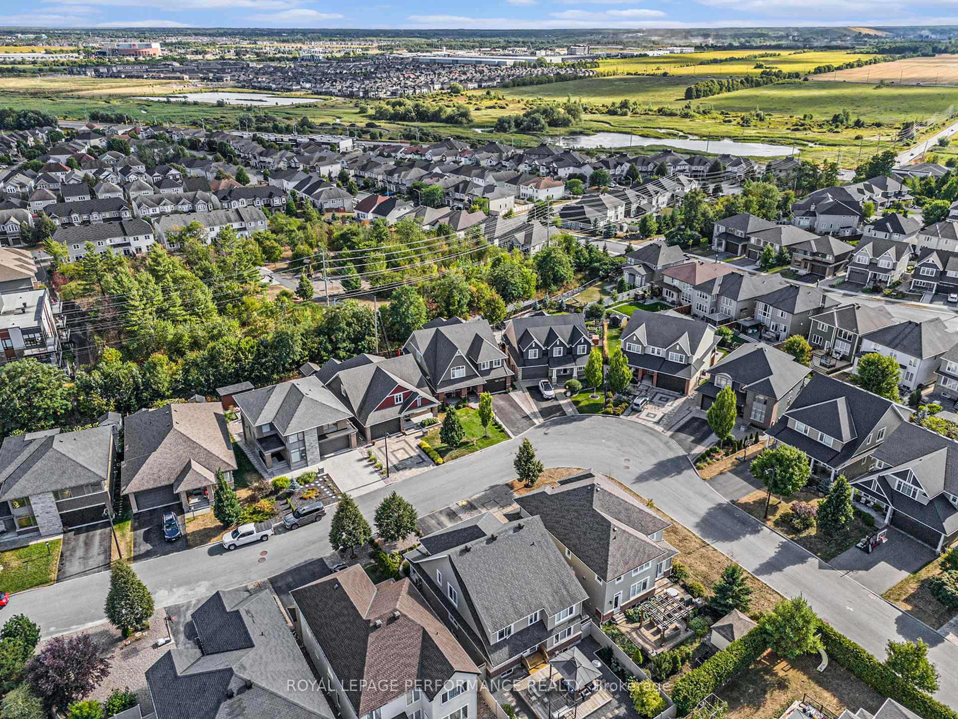 Photo 44 of 196 Grainstone Way, Ottawa, Kanata - Kanata Lakes/Heritage Hills — HOMEH