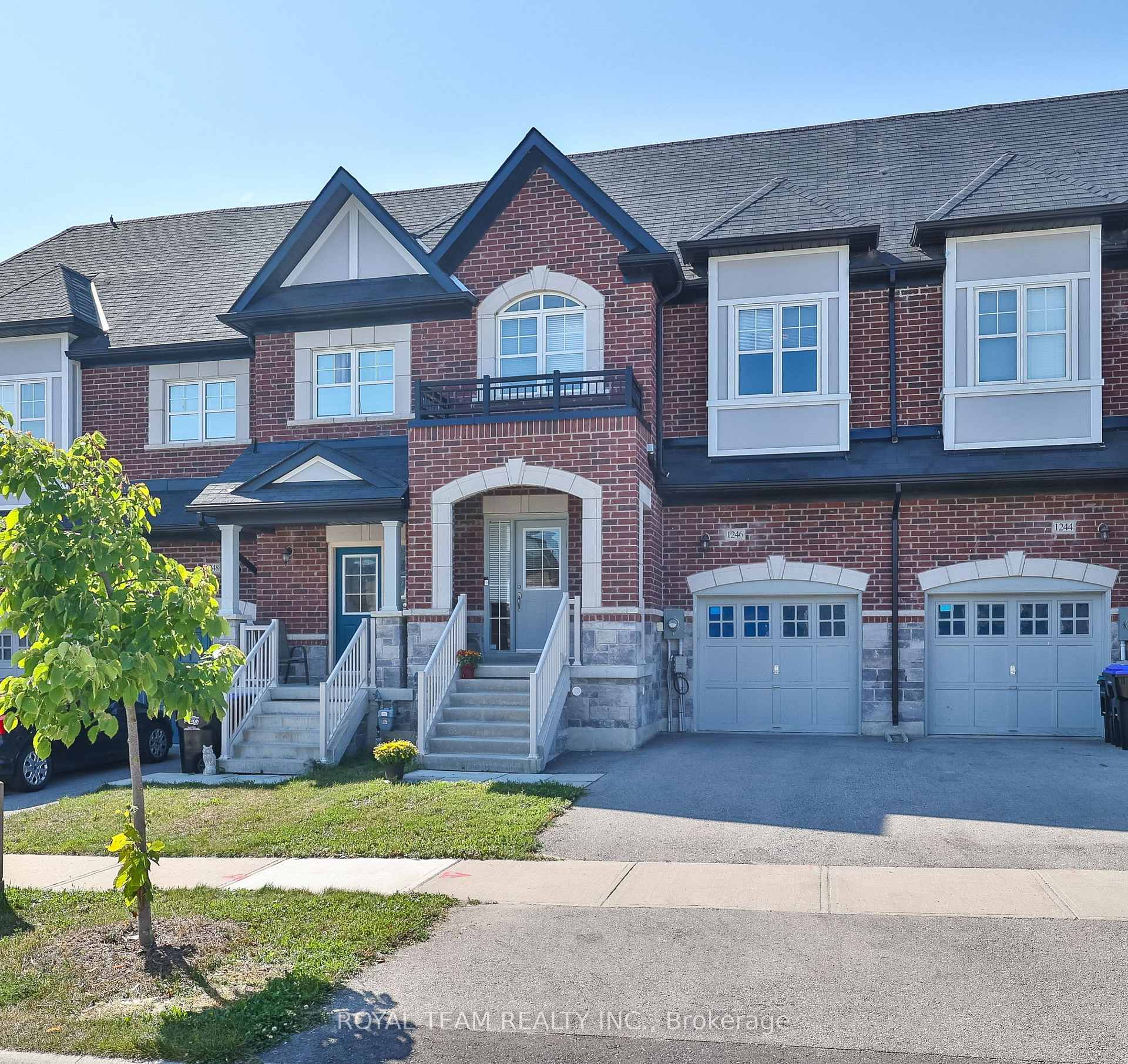 Front of 1246 Peelar Crescent