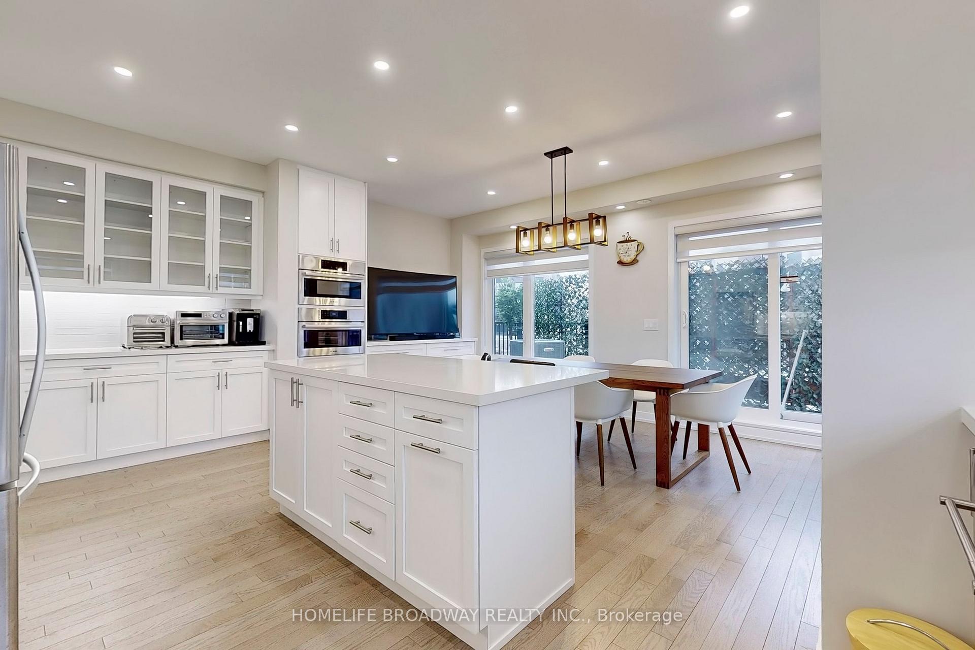 Photo 12 of 109 Yorkton Boulevard, Markham, Angus Glen — HOMEH