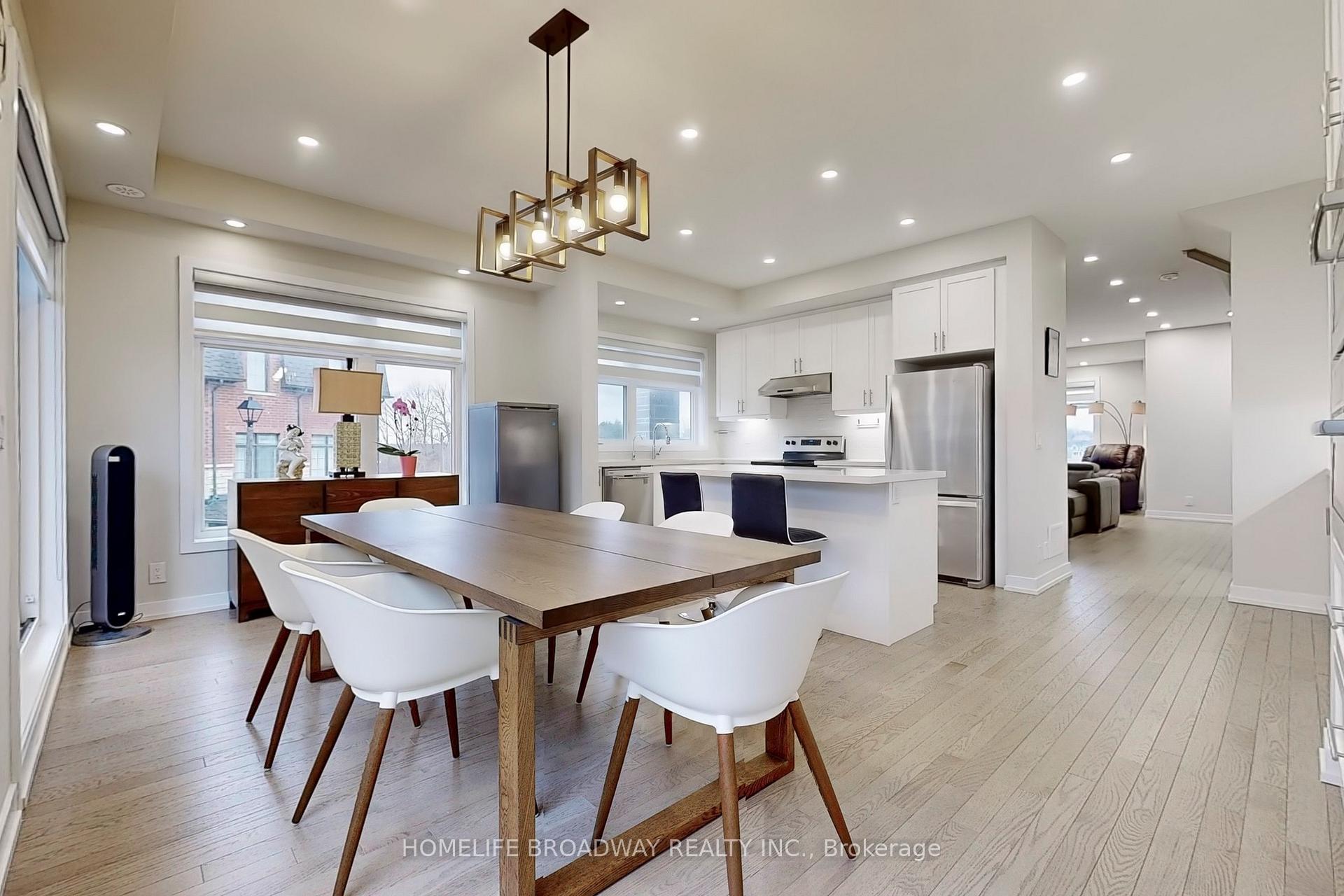Photo 15 of 109 Yorkton Boulevard, Markham, Angus Glen — HOMEH