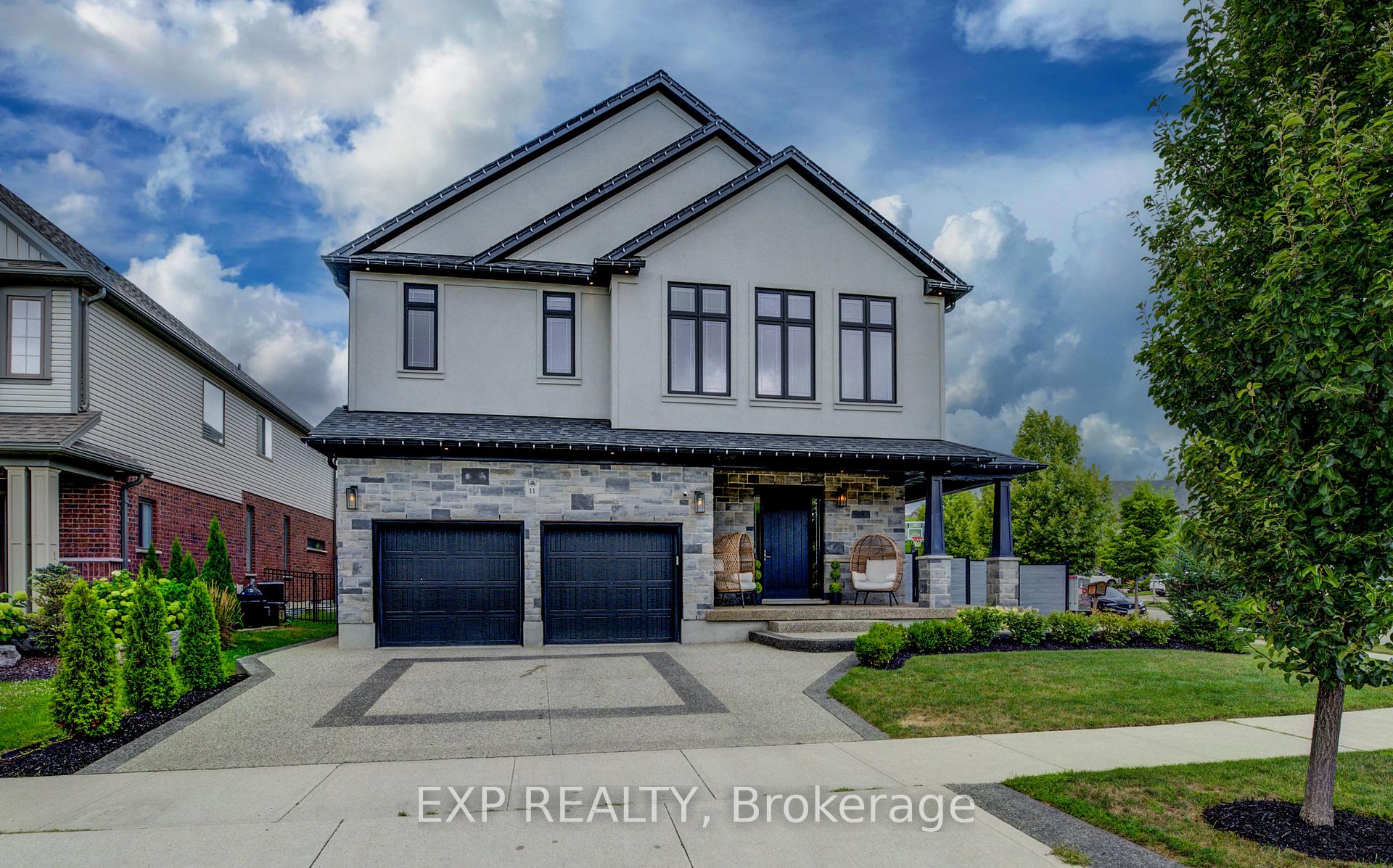 Photo 1 of 11 Deer Creek Street, Kitchener — HOMEH