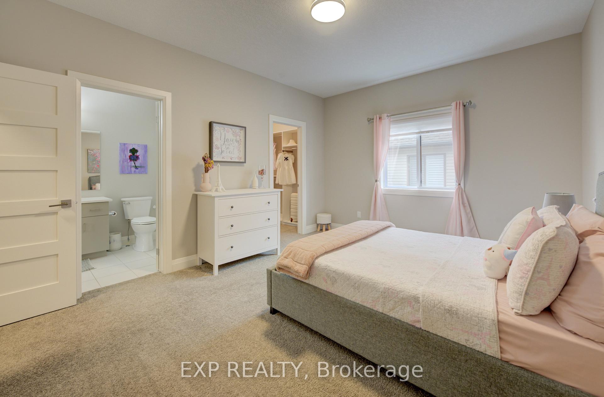 Photo 24 of 11 Deer Creek Street, Kitchener — HOMEH