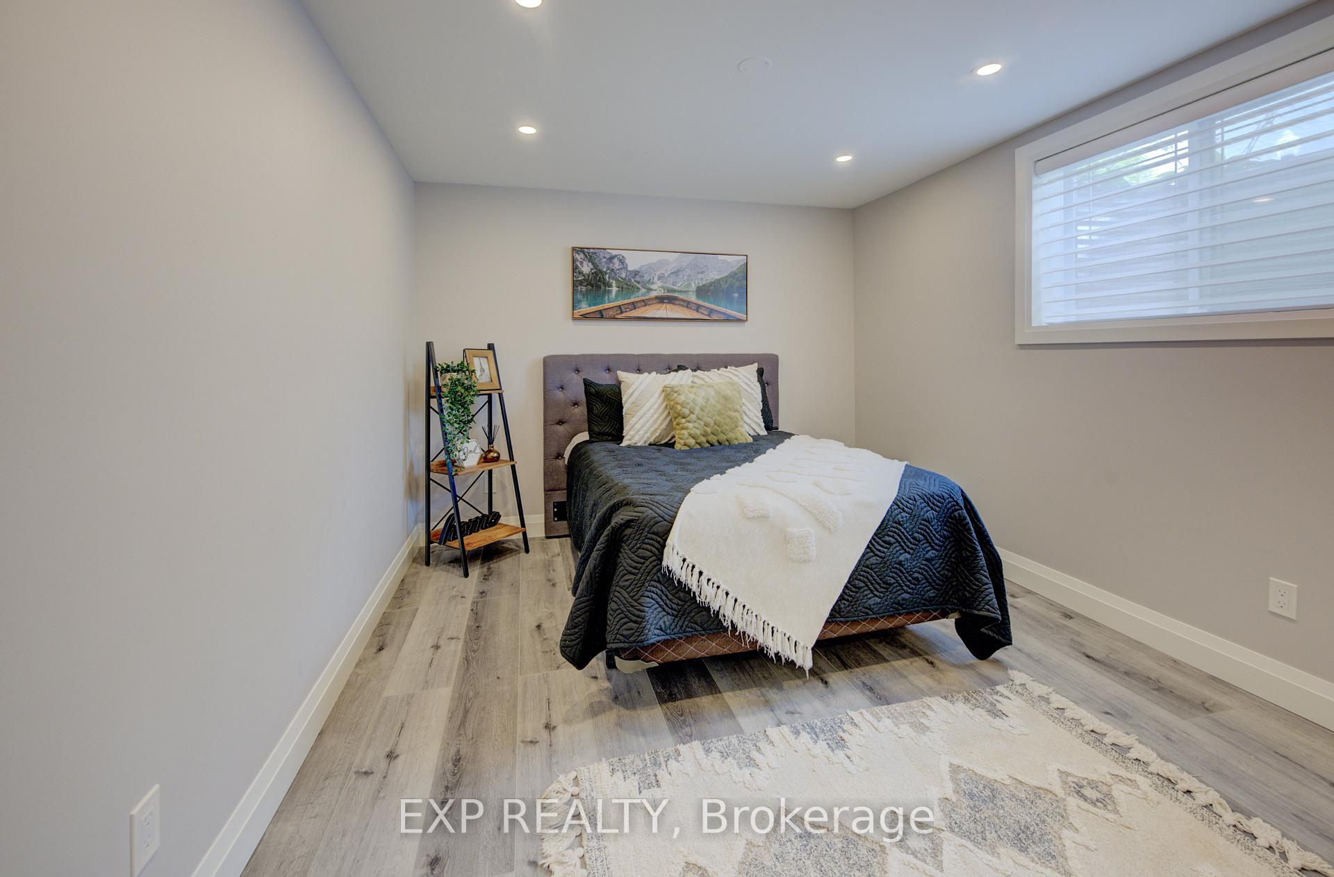 Photo 38 of 11 Deer Creek Street, Kitchener — HOMEH