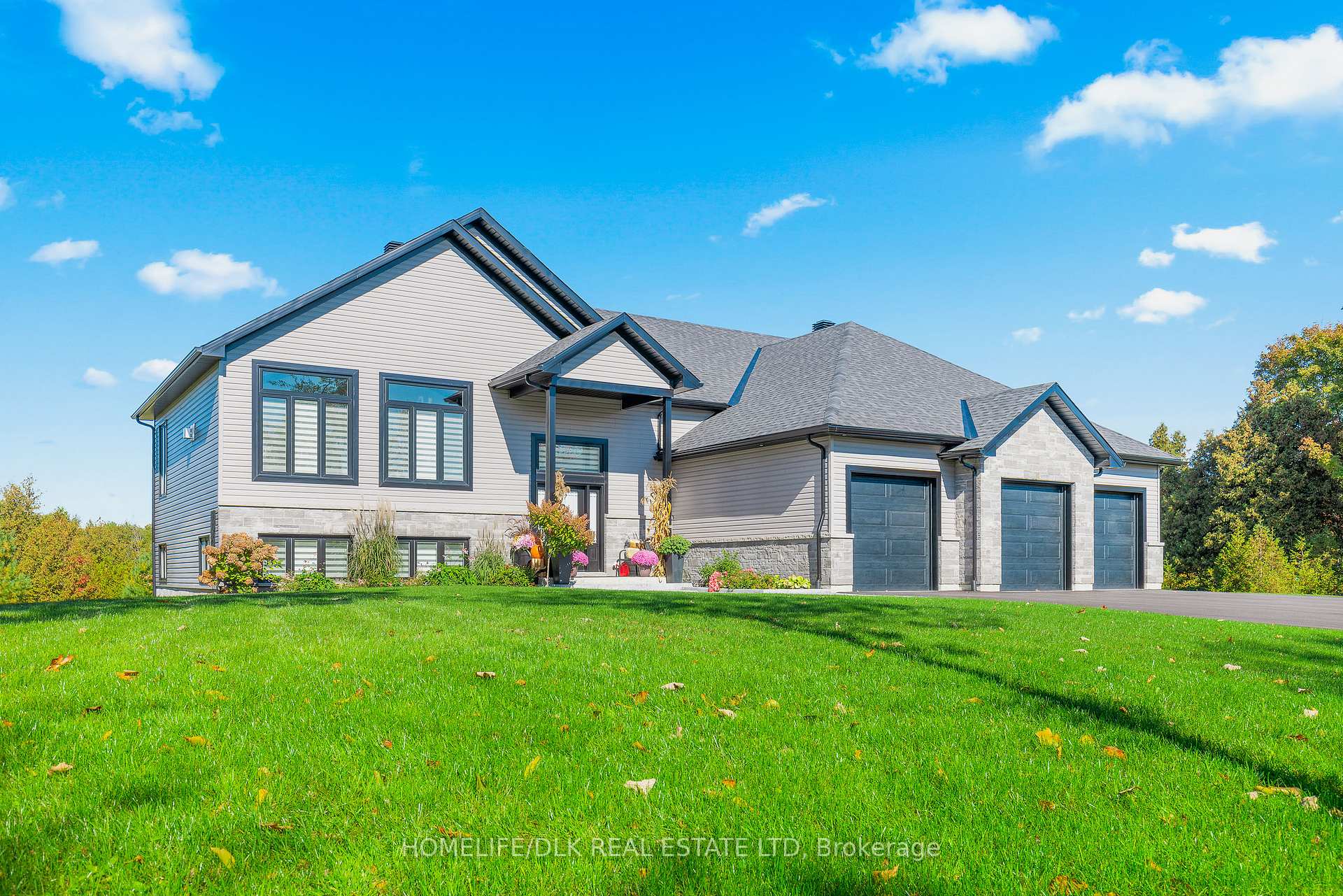 Photo 3 of 138 Bristow Drive, Montague, Montague Twp — HOMEH