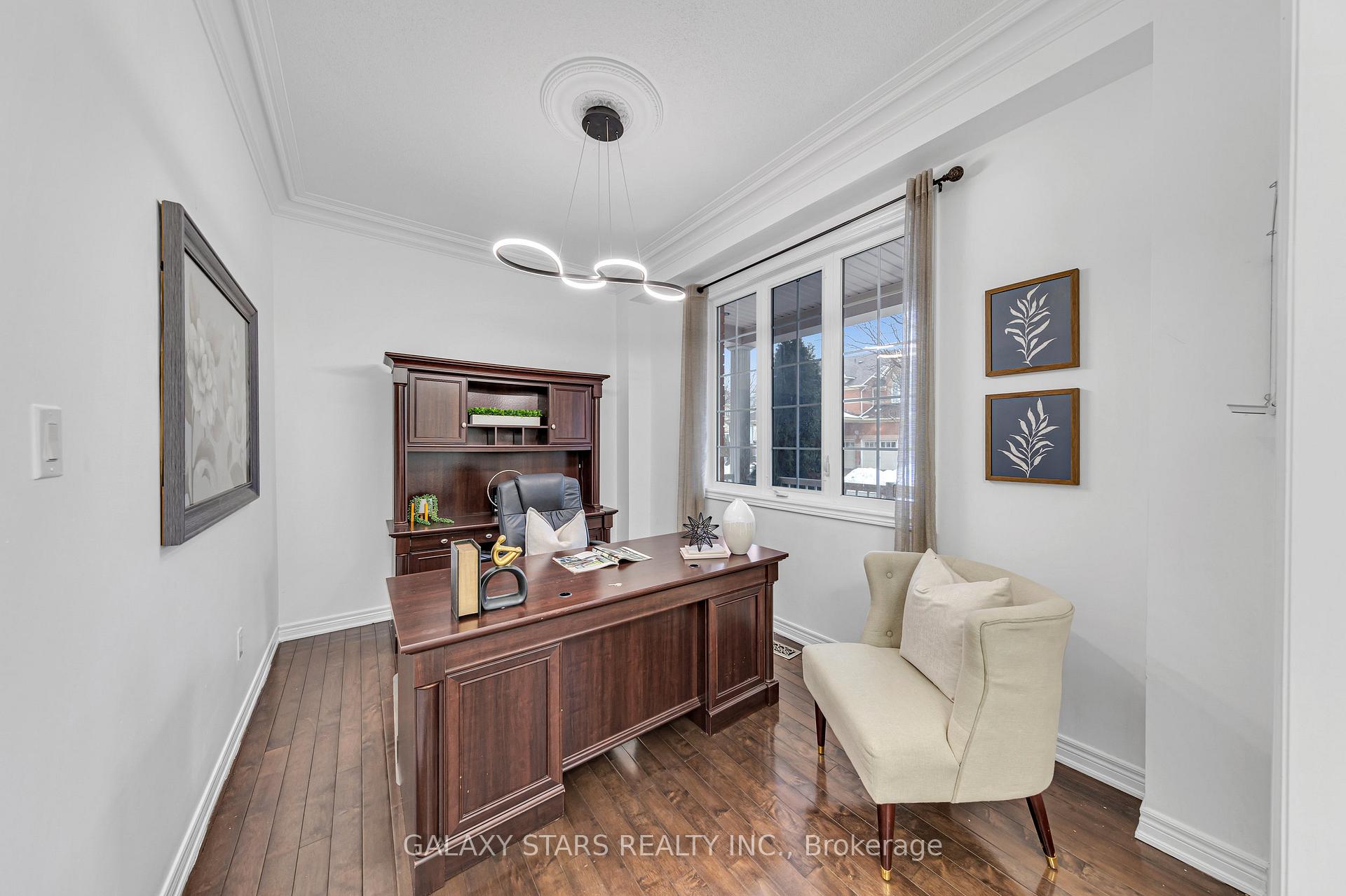 Photo 4 of 5 Forestbrook Drive, Markham, Box Grove — HOMEH