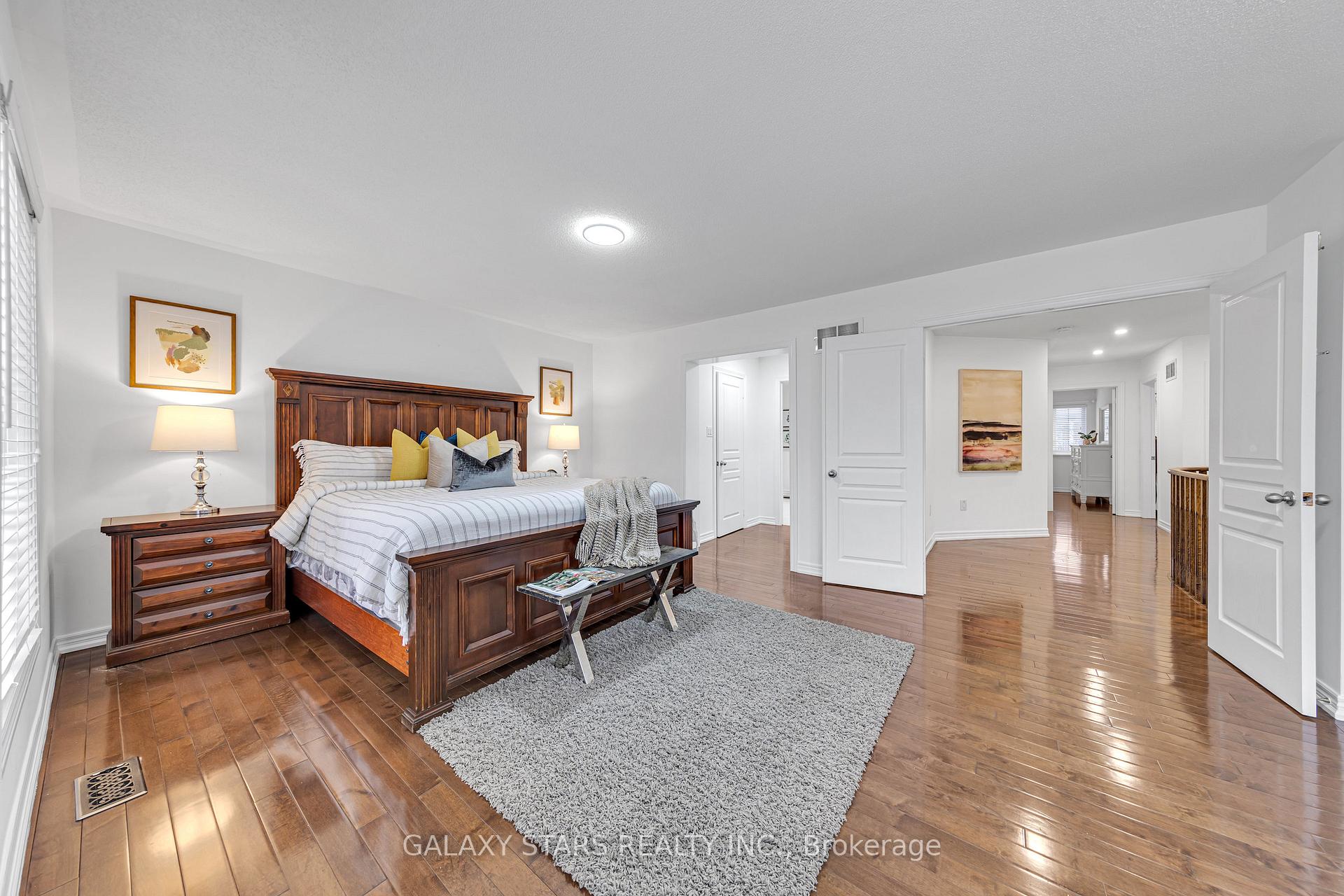 Photo 16 of 5 Forestbrook Drive, Markham, Box Grove — HOMEH
