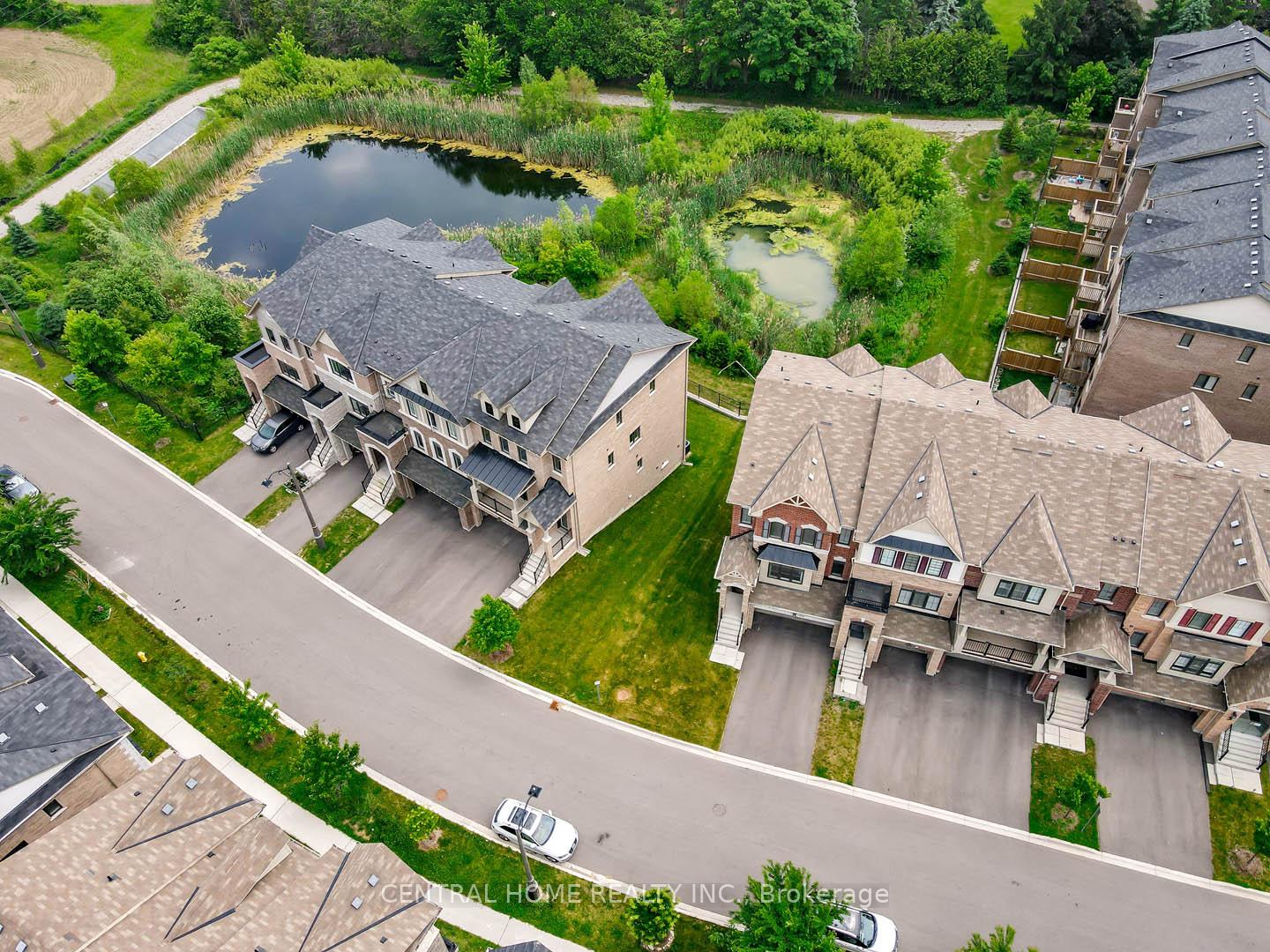 Photo 4 of 9 Delft Drive, Markham, Victoria Square — HOMEH