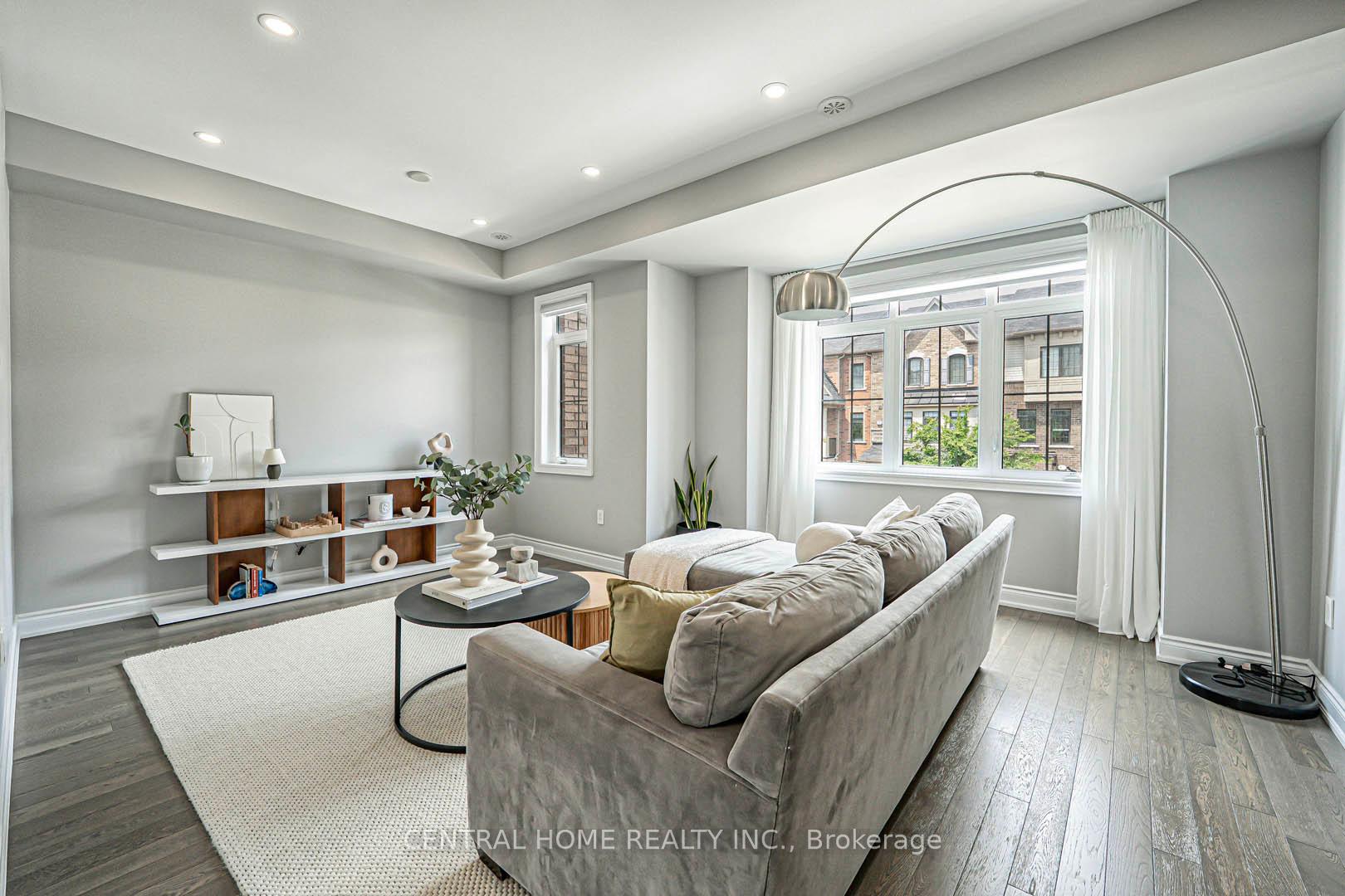 Photo 6 of 9 Delft Drive, Markham, Victoria Square — HOMEH