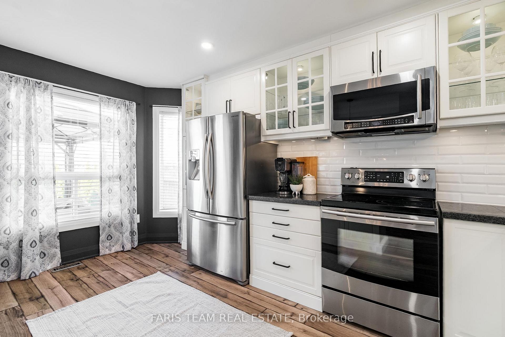 Photo 3 of 1180 Andrade Lane, Innisfil, Alcona — HOMEH
