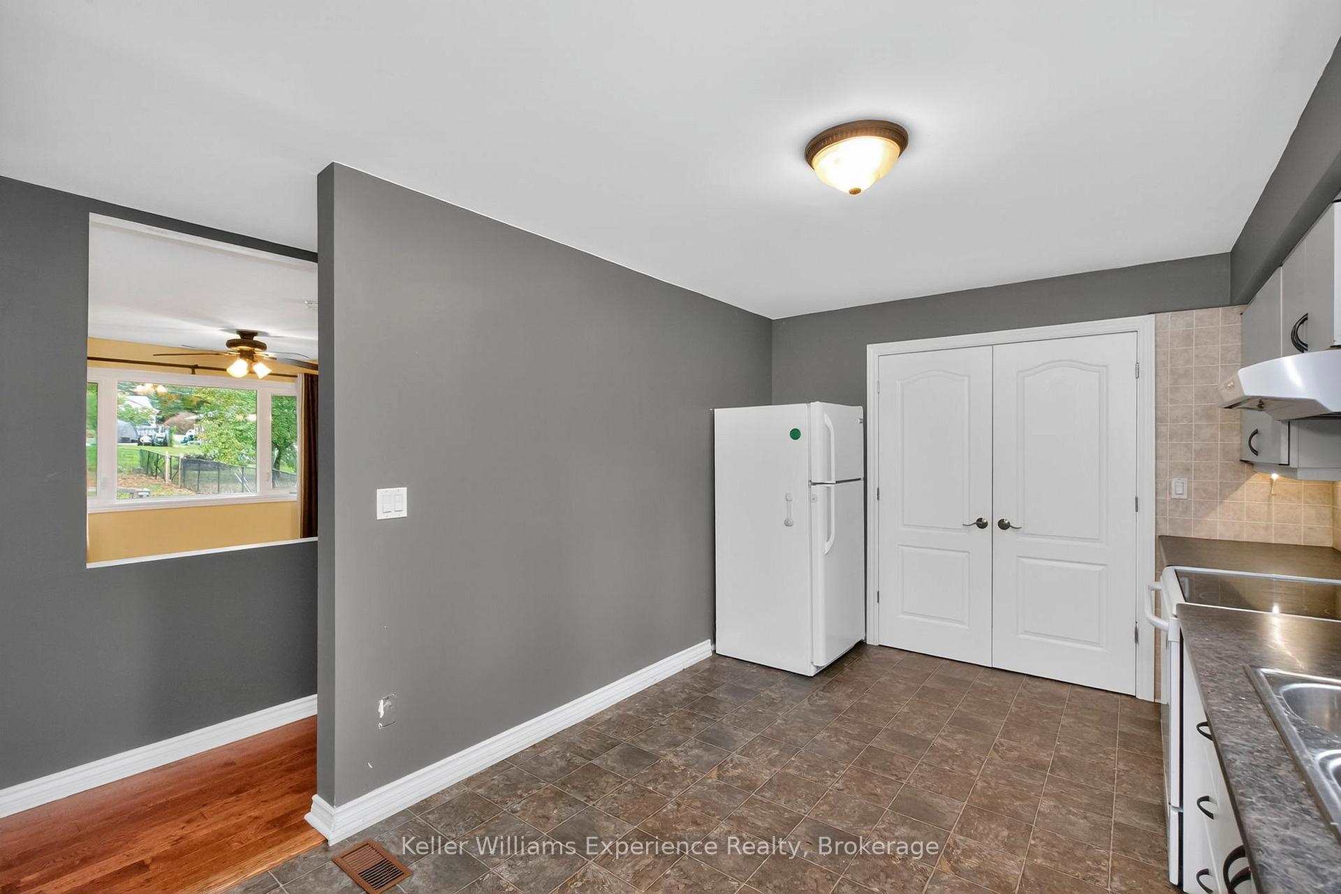 Photo 8 of 1504 Golf Link Road, Midland — HOMEH
