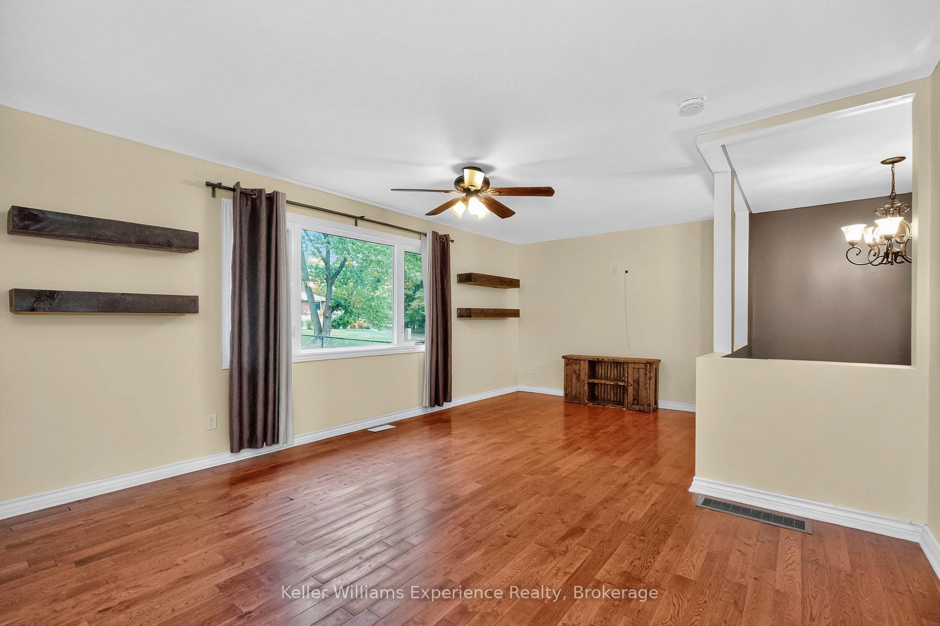 Photo 12 of 1504 Golf Link Road, Midland — HOMEH