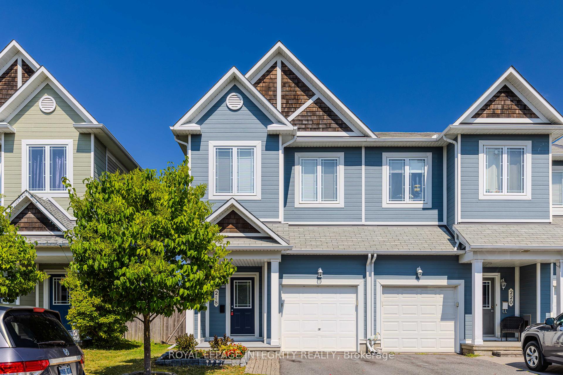 Photo 1 of 218 Catamount Court, Ottawa, Kanata - Emerald Meadows/Trailwest — HOMEH