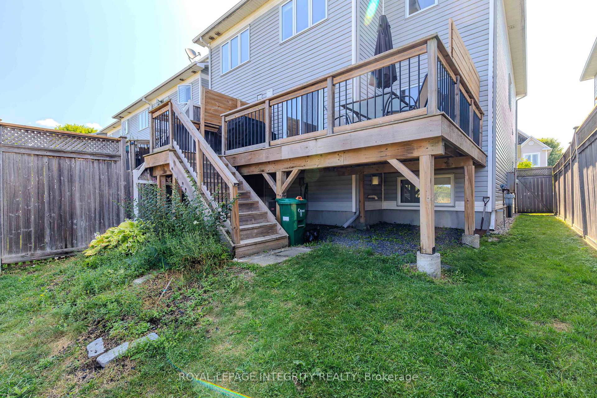 Photo 2 of 218 Catamount Court, Ottawa, Kanata - Emerald Meadows/Trailwest — HOMEH