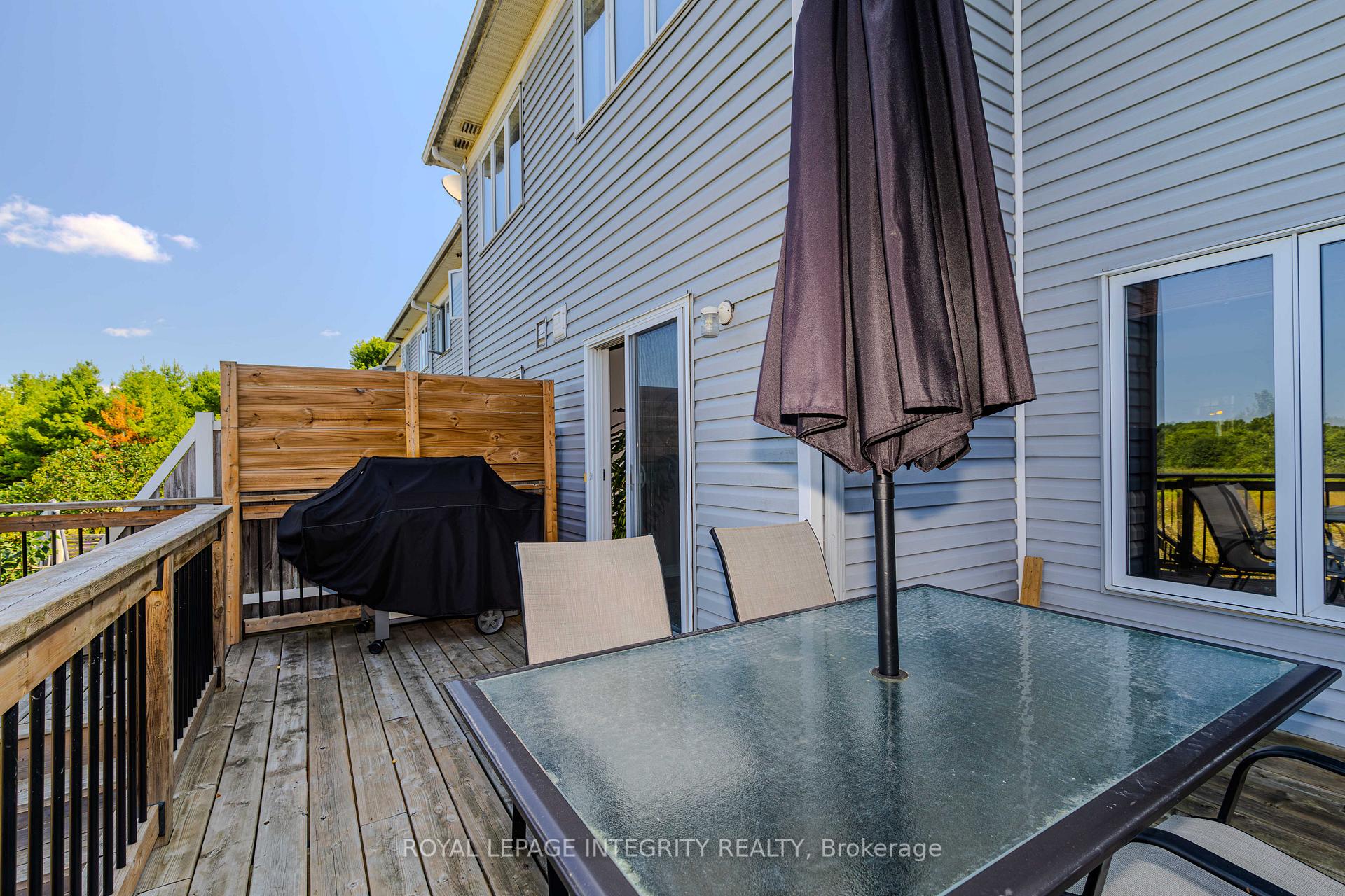 Photo 5 of 218 Catamount Court, Ottawa, Kanata - Emerald Meadows/Trailwest — HOMEH