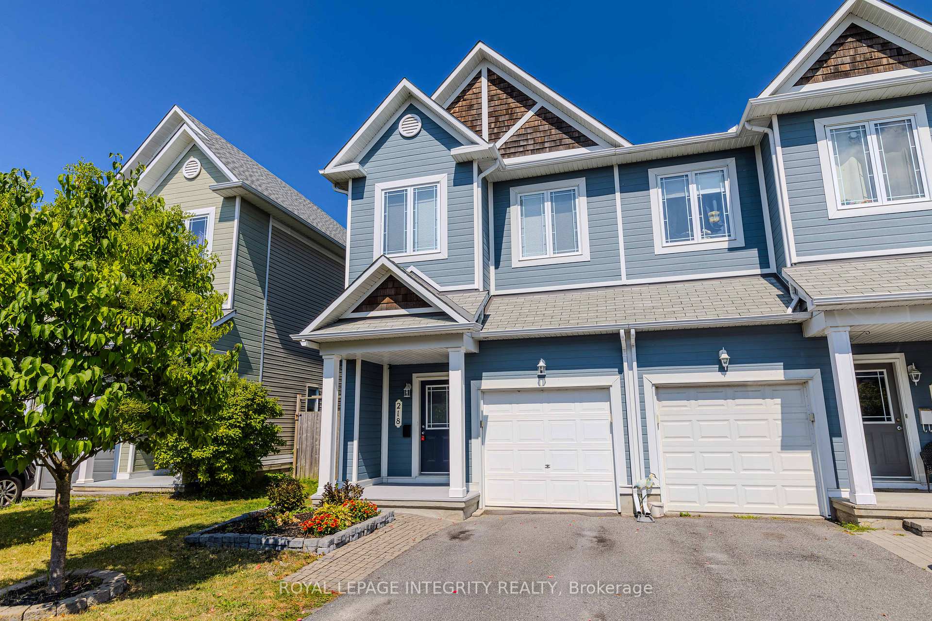 Photo 6 of 218 Catamount Court, Ottawa, Kanata - Emerald Meadows/Trailwest — HOMEH