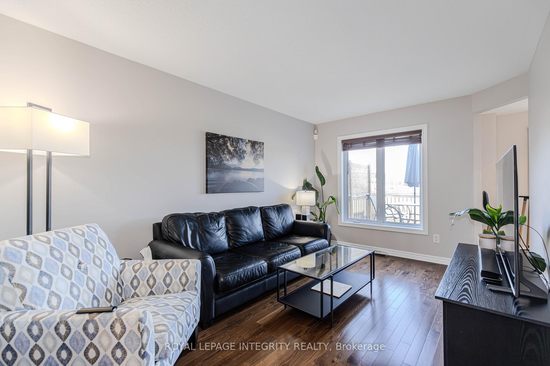 Photo 13 of 218 Catamount Court, Ottawa, Kanata - Emerald Meadows/Trailwest — HOMEH