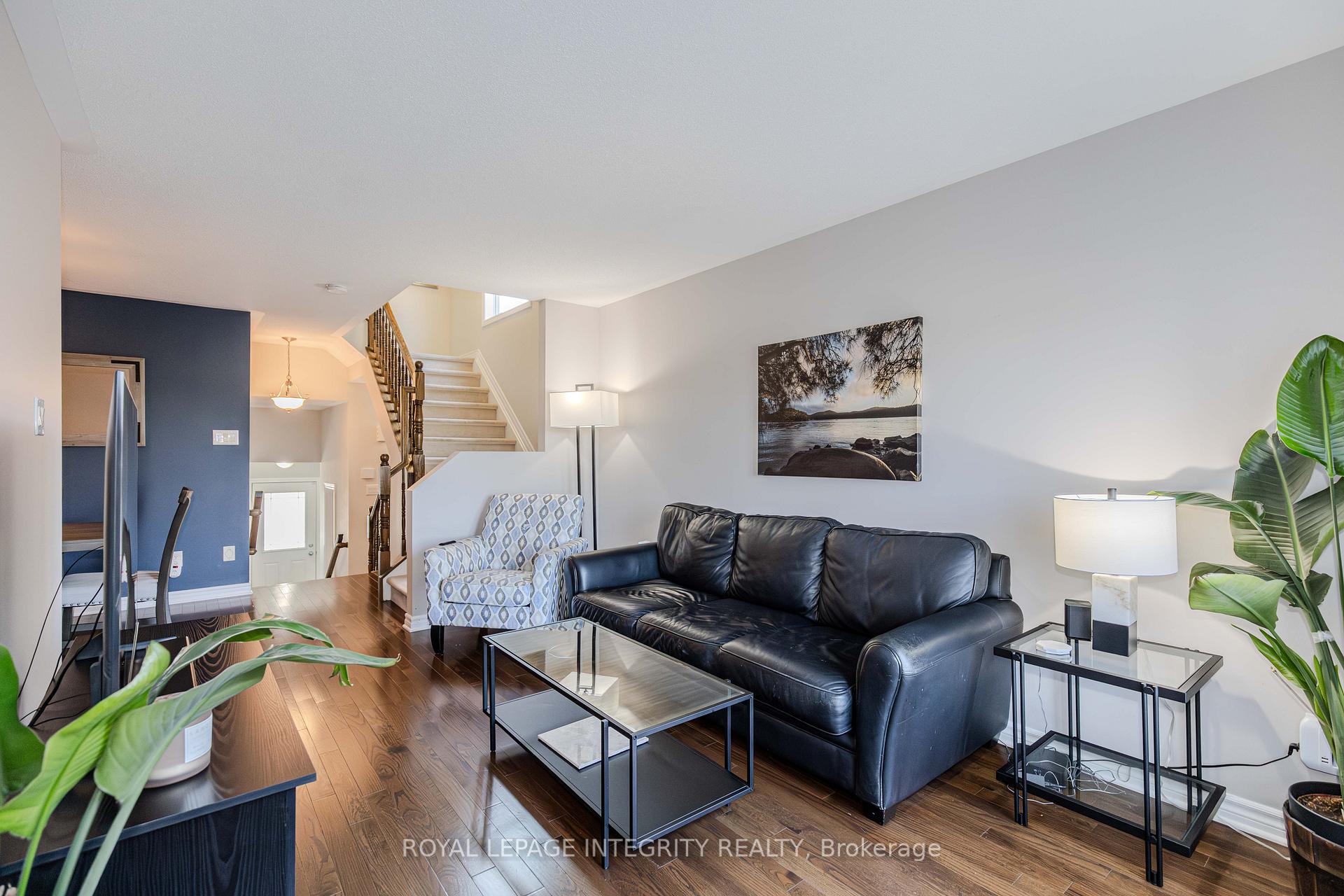Photo 14 of 218 Catamount Court, Ottawa, Kanata - Emerald Meadows/Trailwest — HOMEH