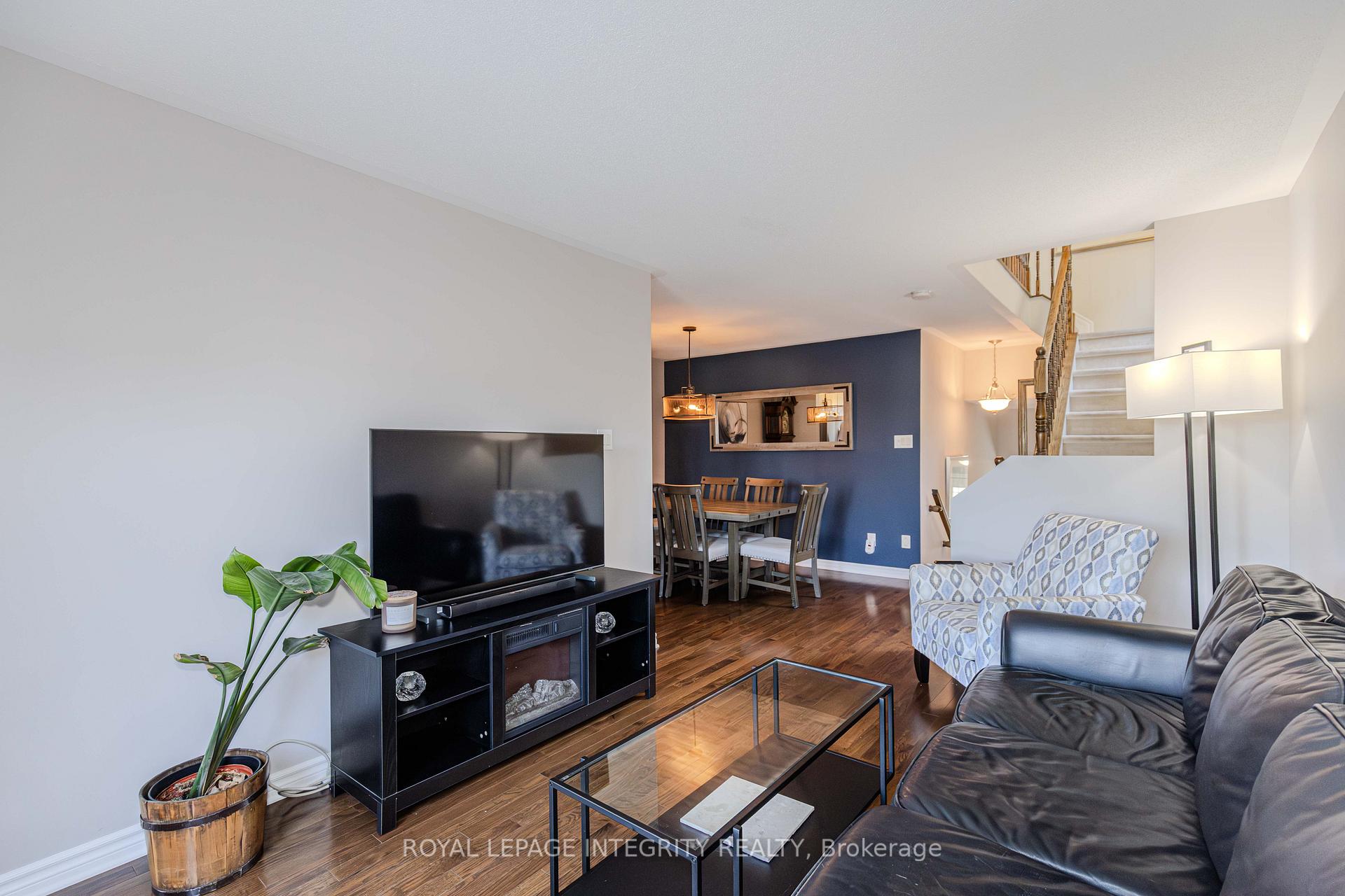 Photo 15 of 218 Catamount Court, Ottawa, Kanata - Emerald Meadows/Trailwest — HOMEH