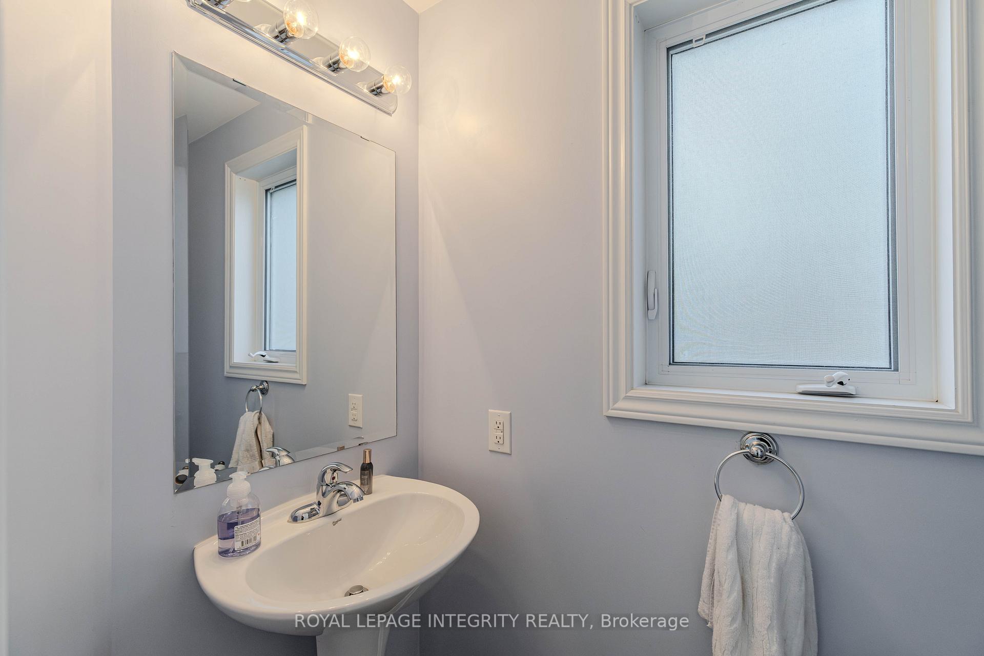 Photo 27 of 218 Catamount Court, Ottawa, Kanata - Emerald Meadows/Trailwest — HOMEH