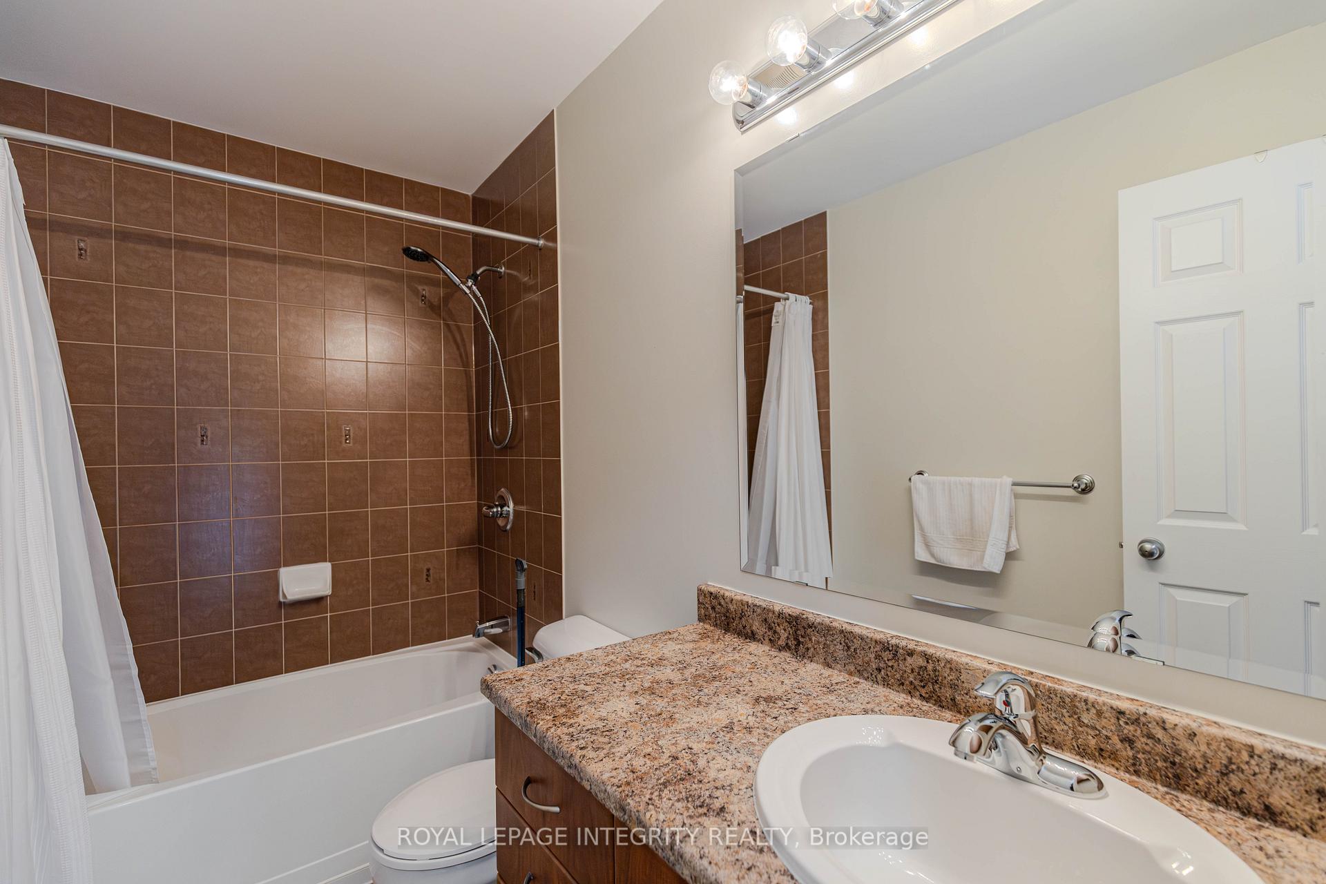 Photo 44 of 218 Catamount Court, Ottawa, Kanata - Emerald Meadows/Trailwest — HOMEH