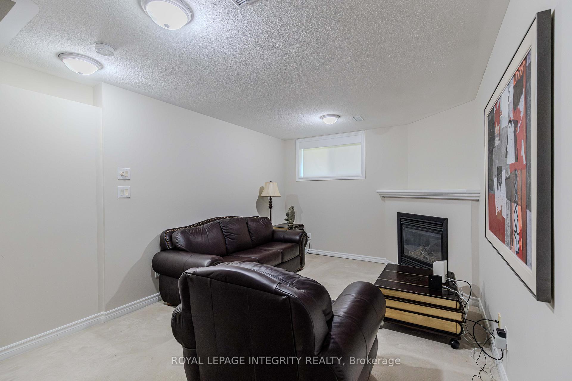 Photo 47 of 218 Catamount Court, Ottawa, Kanata - Emerald Meadows/Trailwest — HOMEH