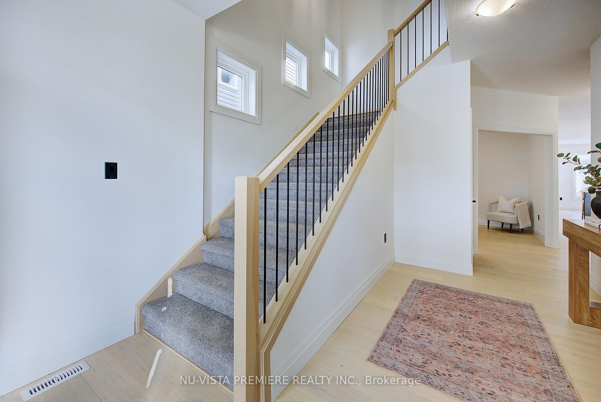 Photo 6 of 28 Basil Crescent, Middlesex Centre, Ilderton — HOMEH
