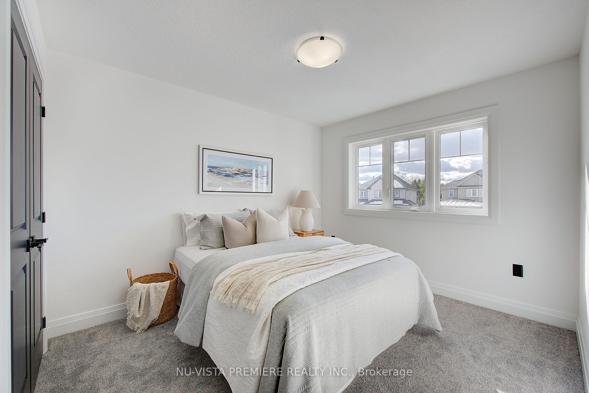 Photo 24 of 28 Basil Crescent, Middlesex Centre, Ilderton — HOMEH