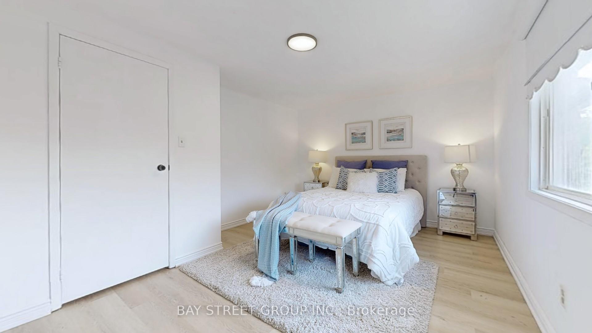 Photo 8 of 120 Appleby Crescent, Markham, Milliken Mills West — HOMEH