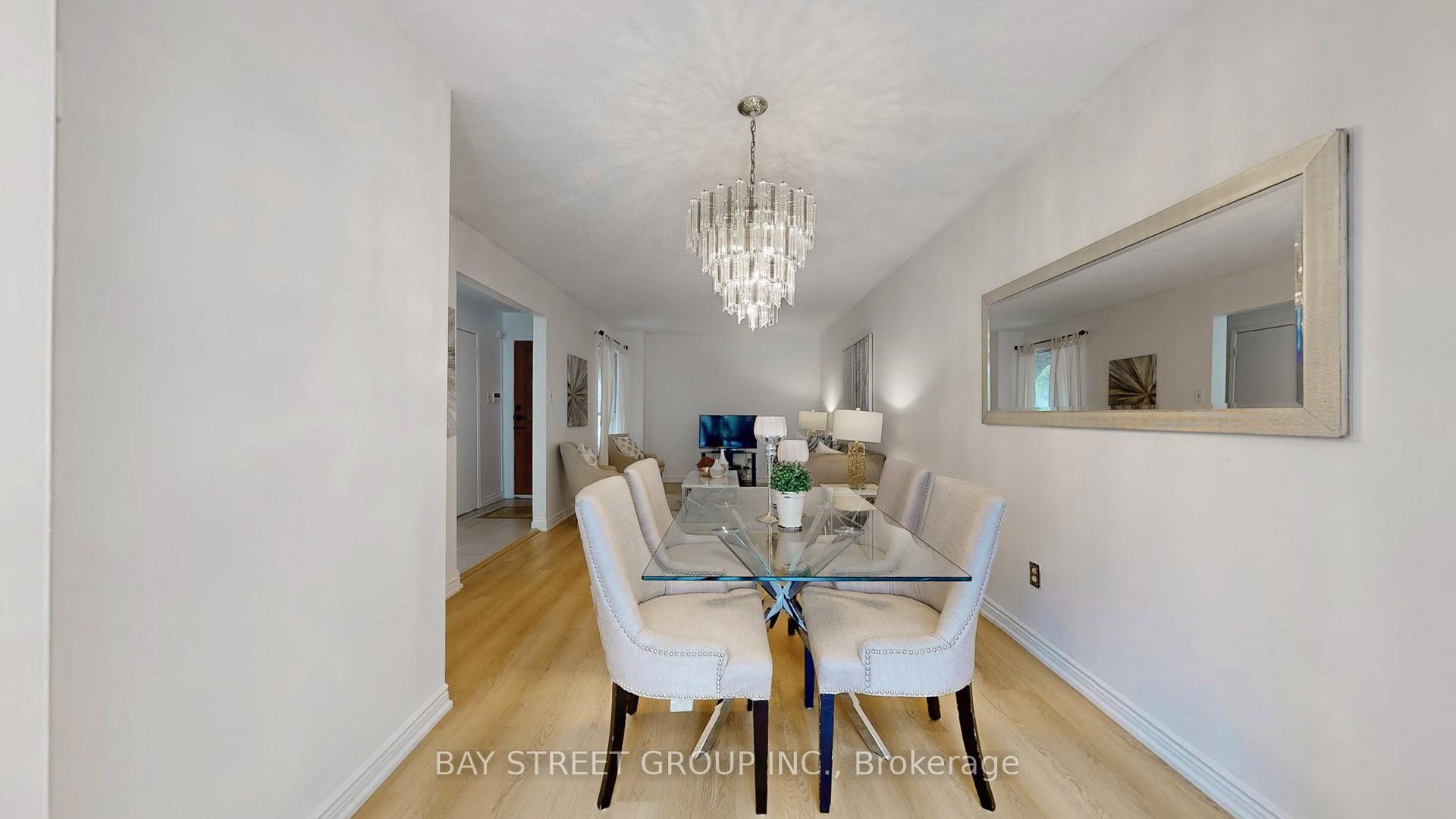 Photo 22 of 120 Appleby Crescent, Markham, Milliken Mills West — HOMEH