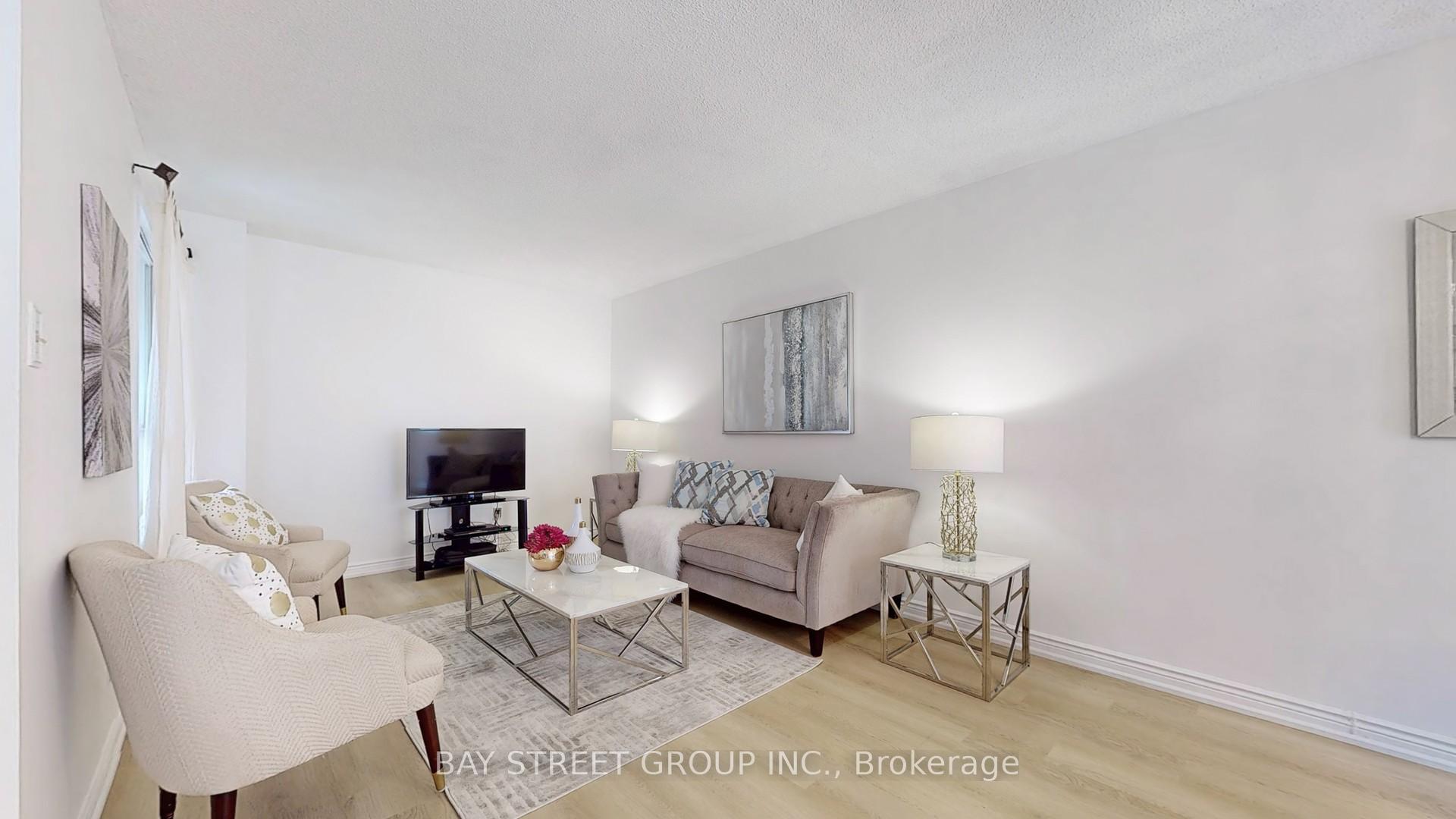 Photo 27 of 120 Appleby Crescent, Markham, Milliken Mills West — HOMEH