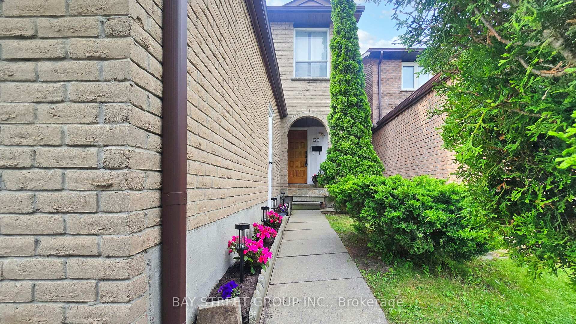 Photo 29 of 120 Appleby Crescent, Markham, Milliken Mills West — HOMEH