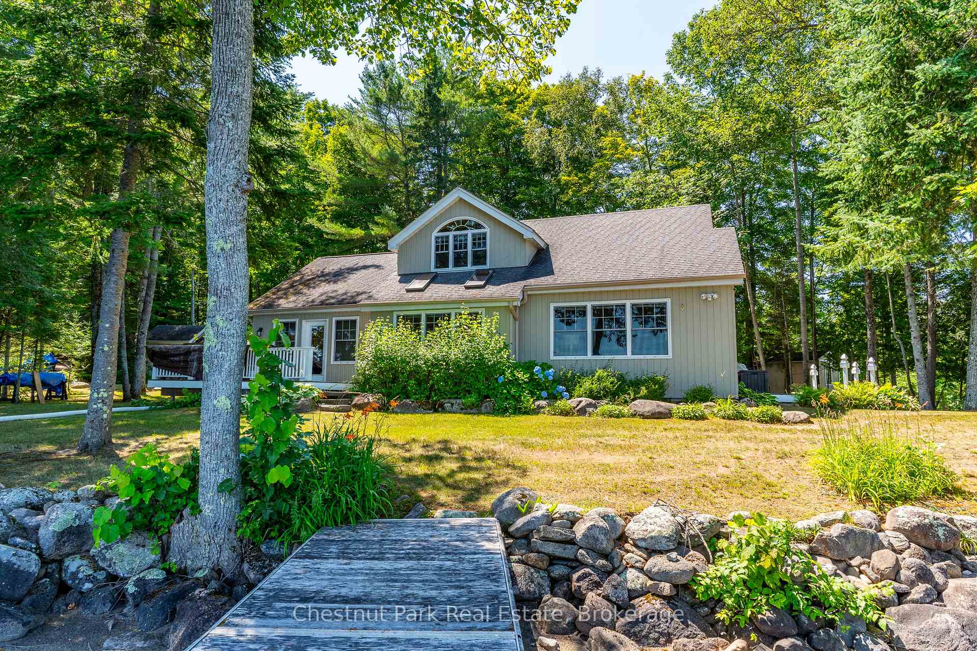 Photo 1 of 1142 McCracken's Lane, Minden Hills, Minden — HOMEH