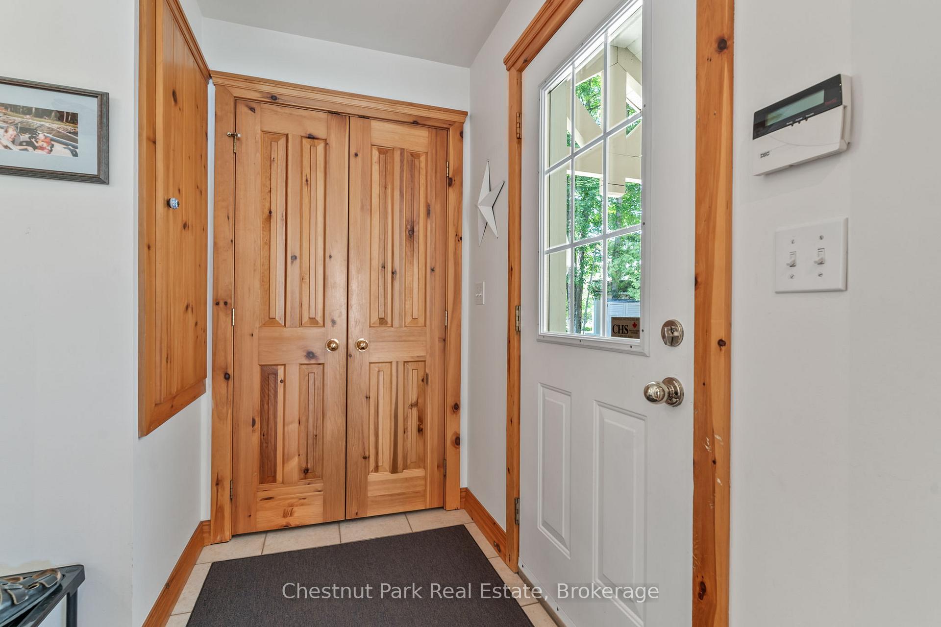 Photo 4 of 1142 McCracken's Lane, Minden Hills, Minden — HOMEH