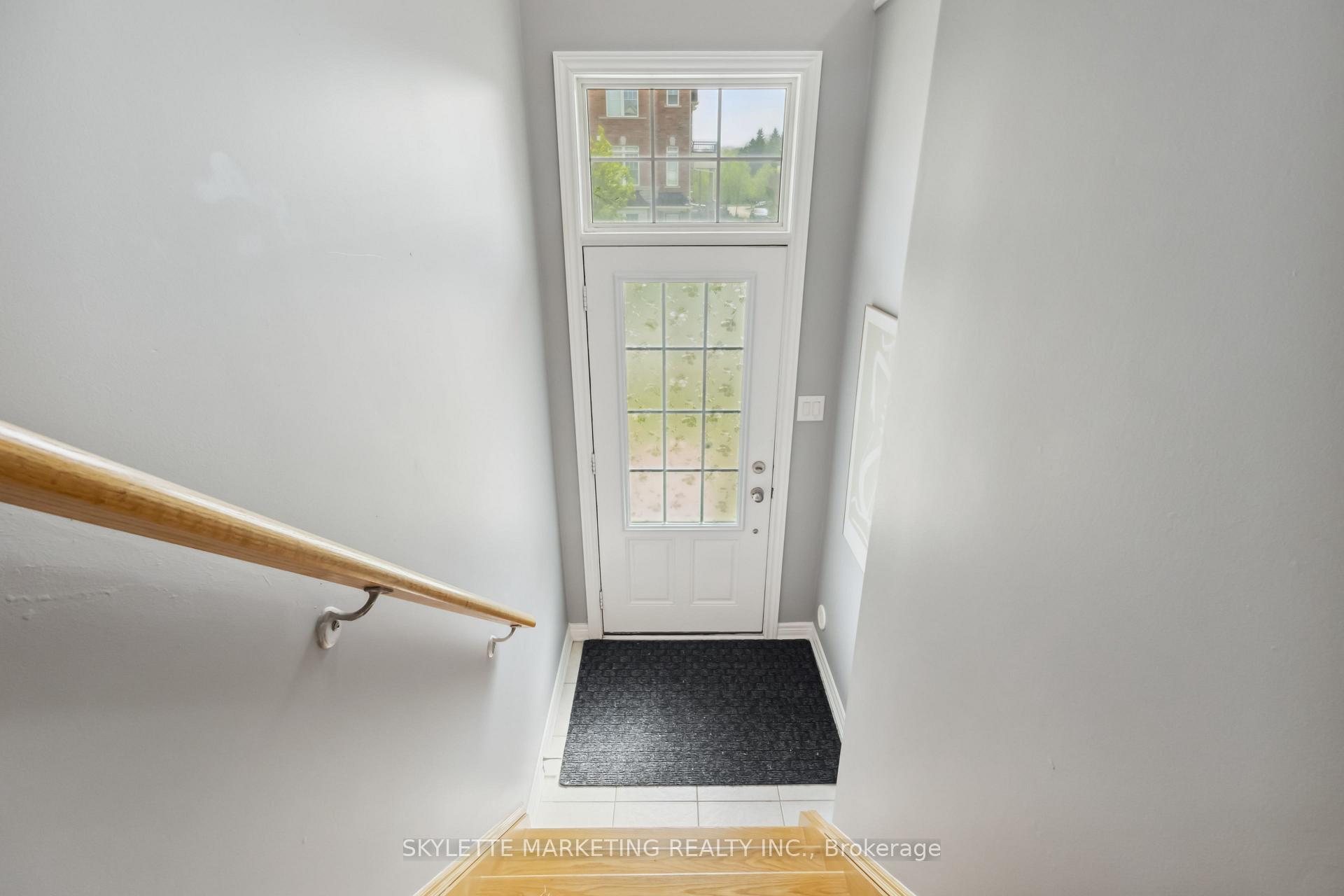 Photo 3 of 310 Delray Drive, Markham, Greensborough — HOMEH