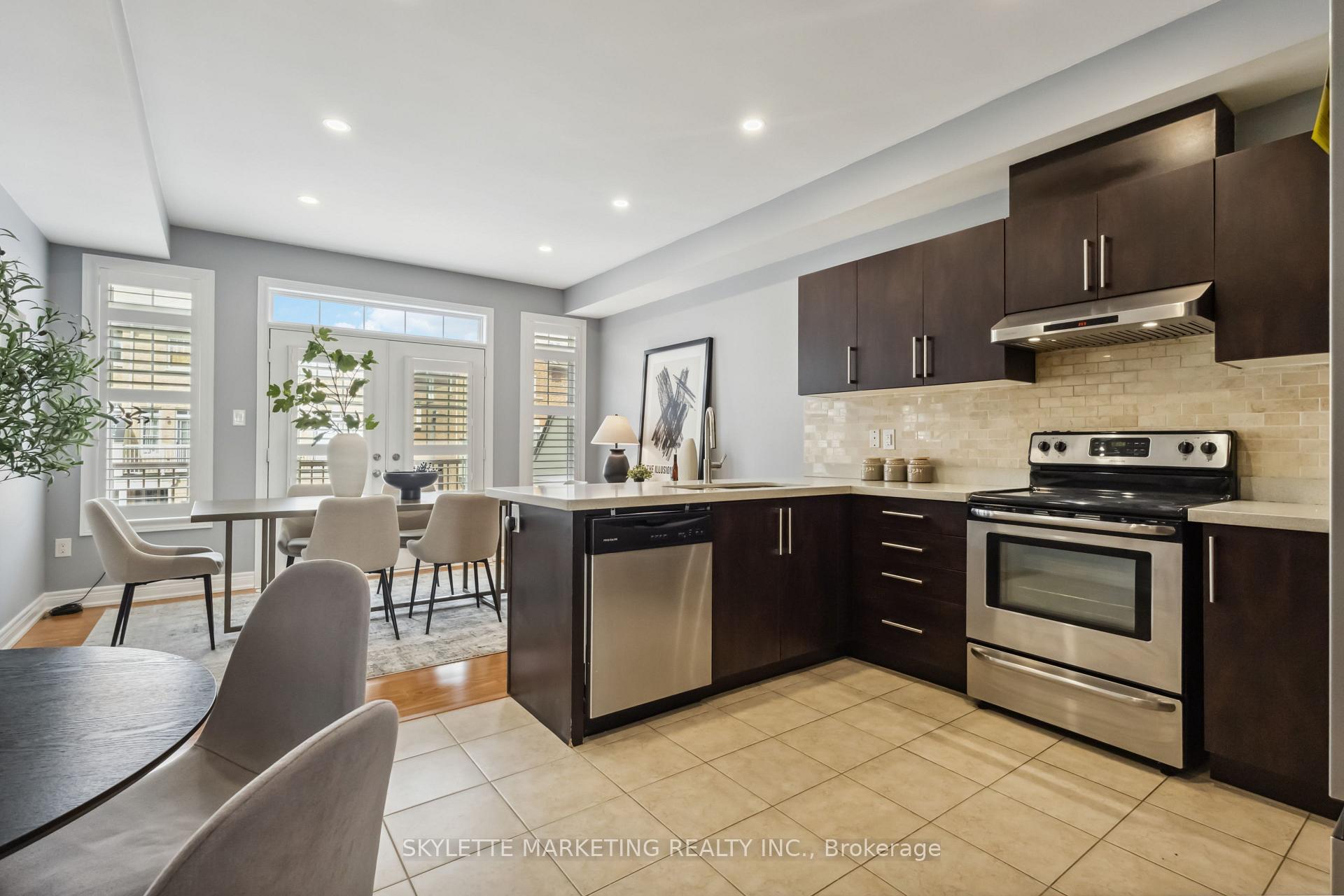 Photo 9 of 310 Delray Drive, Markham, Greensborough — HOMEH