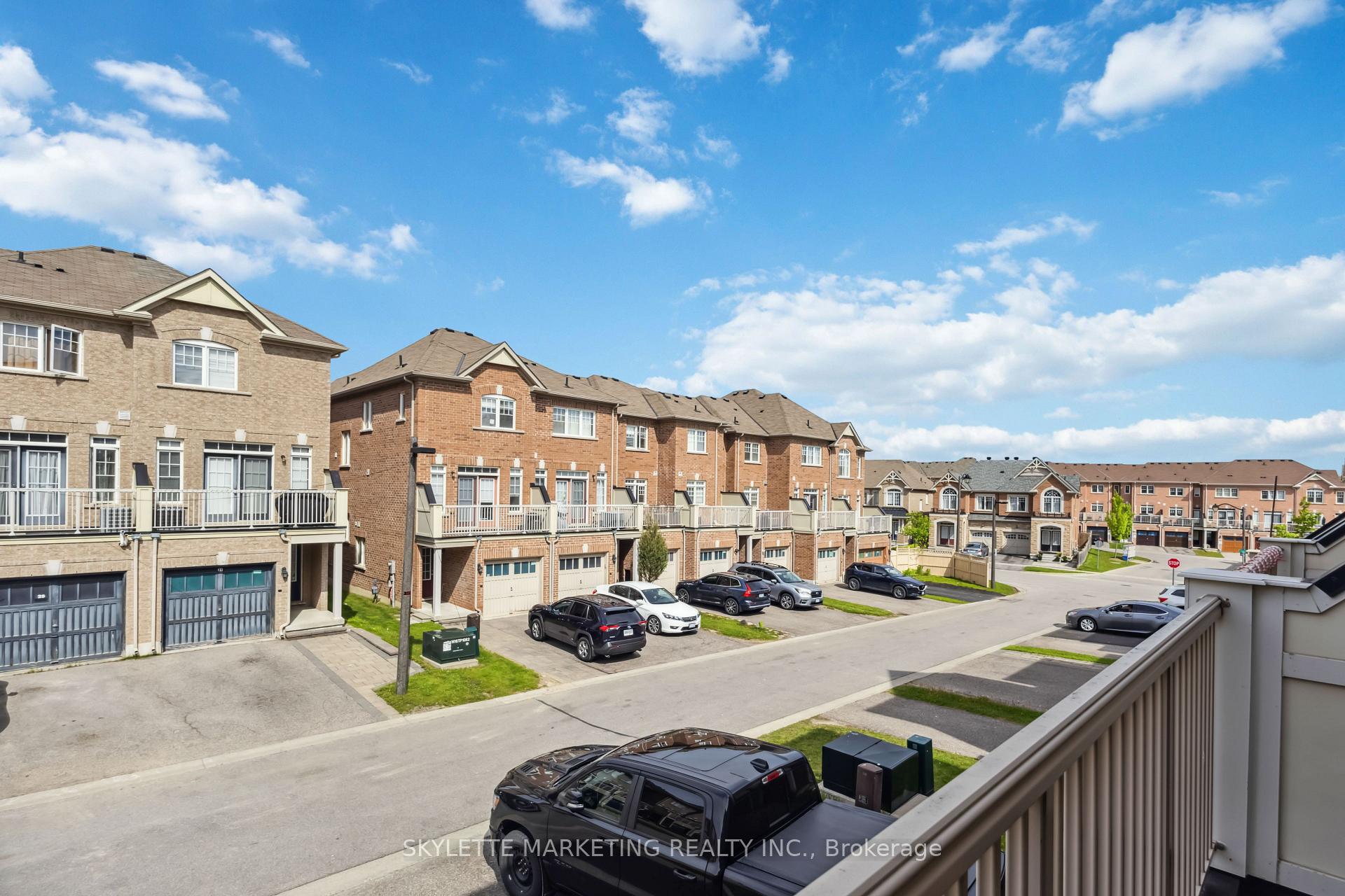 Photo 26 of 310 Delray Drive, Markham, Greensborough — HOMEH