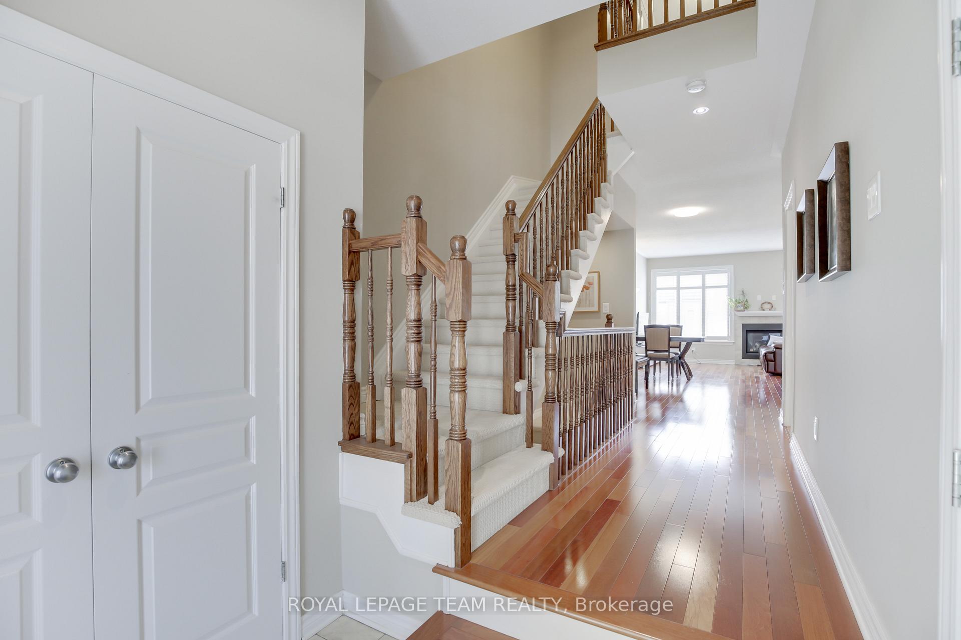 Photo 7 of 943 Fletcher Circle, Ottawa, Kanata - Kanata Lakes/Heritage Hills — HOMEH