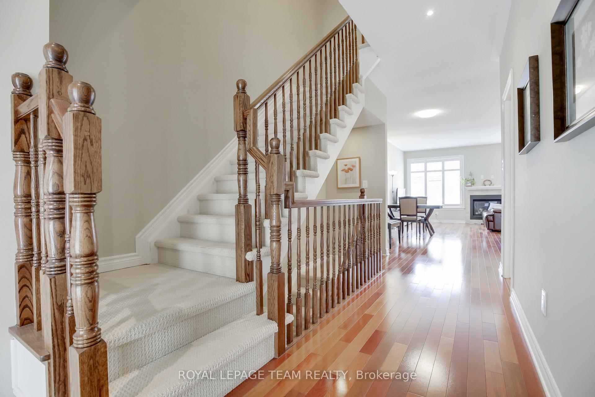 Photo 8 of 943 Fletcher Circle, Ottawa, Kanata - Kanata Lakes/Heritage Hills — HOMEH