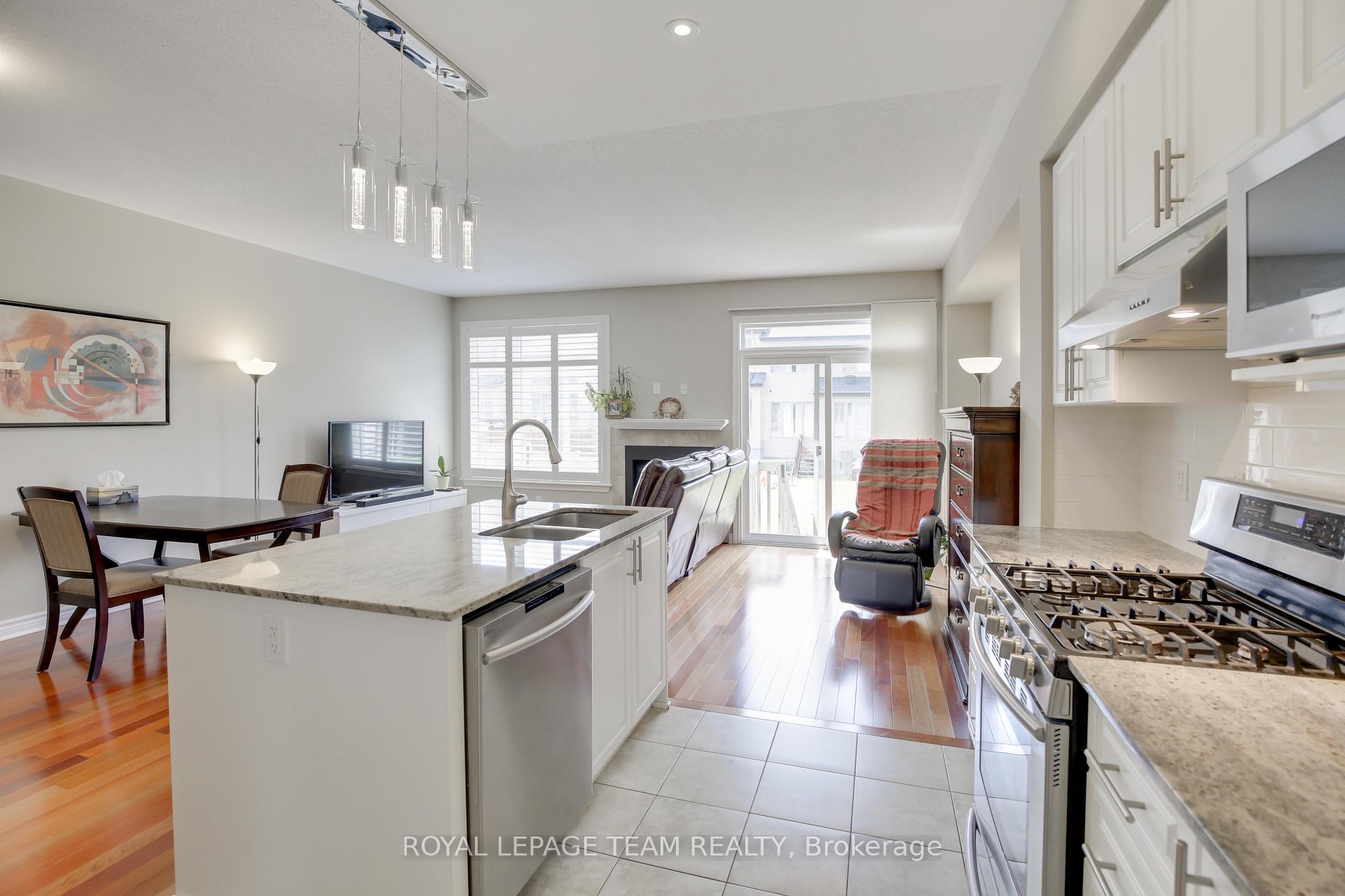 Photo 17 of 943 Fletcher Circle, Ottawa, Kanata - Kanata Lakes/Heritage Hills — HOMEH