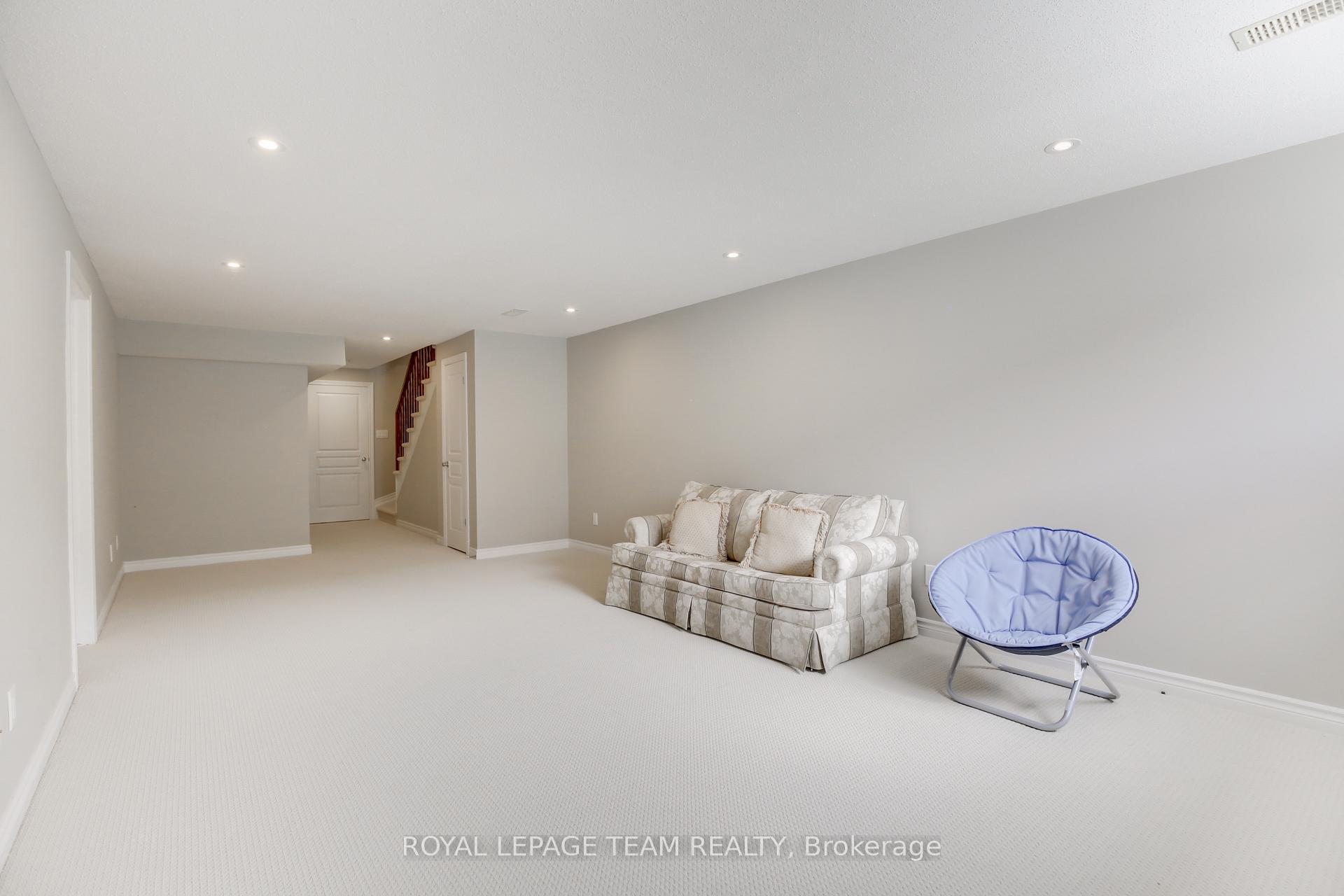 Photo 37 of 943 Fletcher Circle, Ottawa, Kanata - Kanata Lakes/Heritage Hills — HOMEH