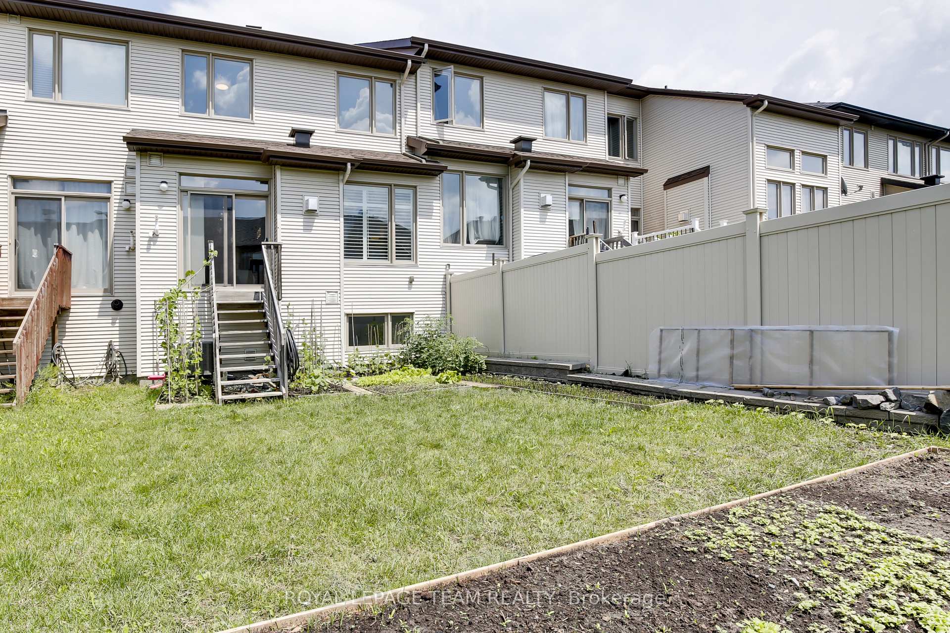 Photo 40 of 943 Fletcher Circle, Ottawa, Kanata - Kanata Lakes/Heritage Hills — HOMEH