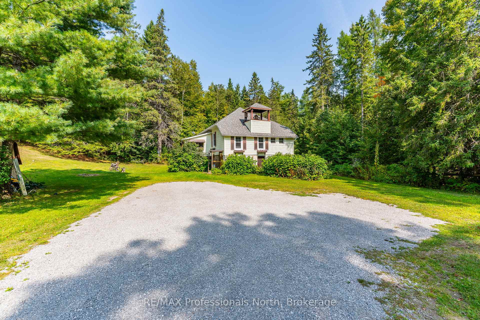 Photo 2 of 9357 Highway 118, Minden Hills, Minden — HOMEH